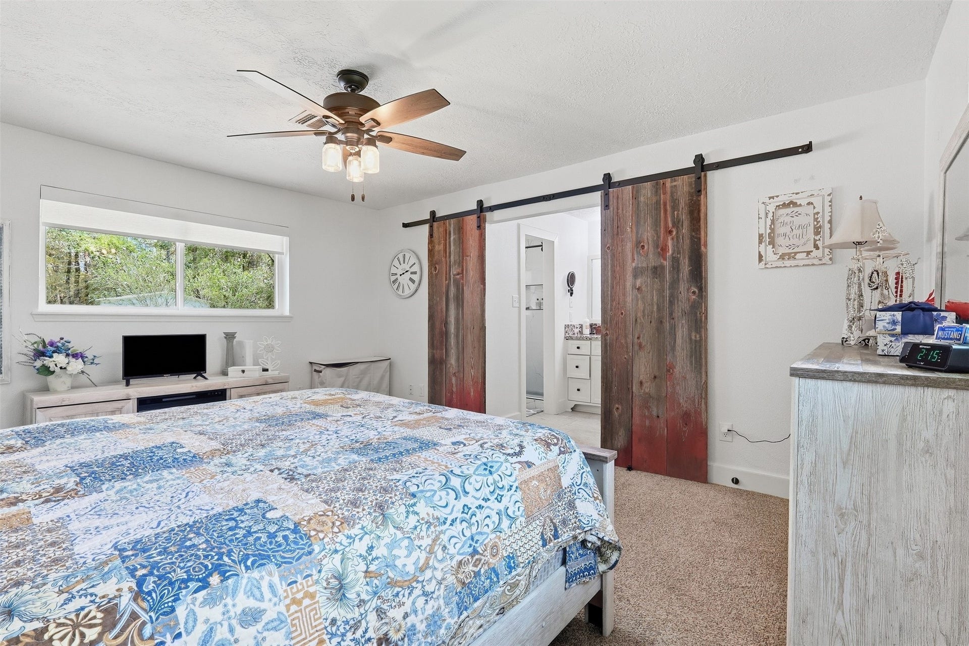 Beautiful barn doors to bathroom
