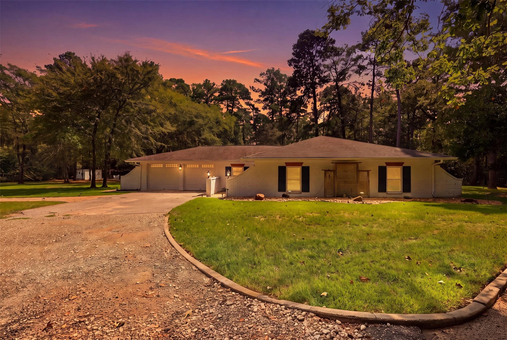 13537 Laramie Trail, Montgomery, TX 77316