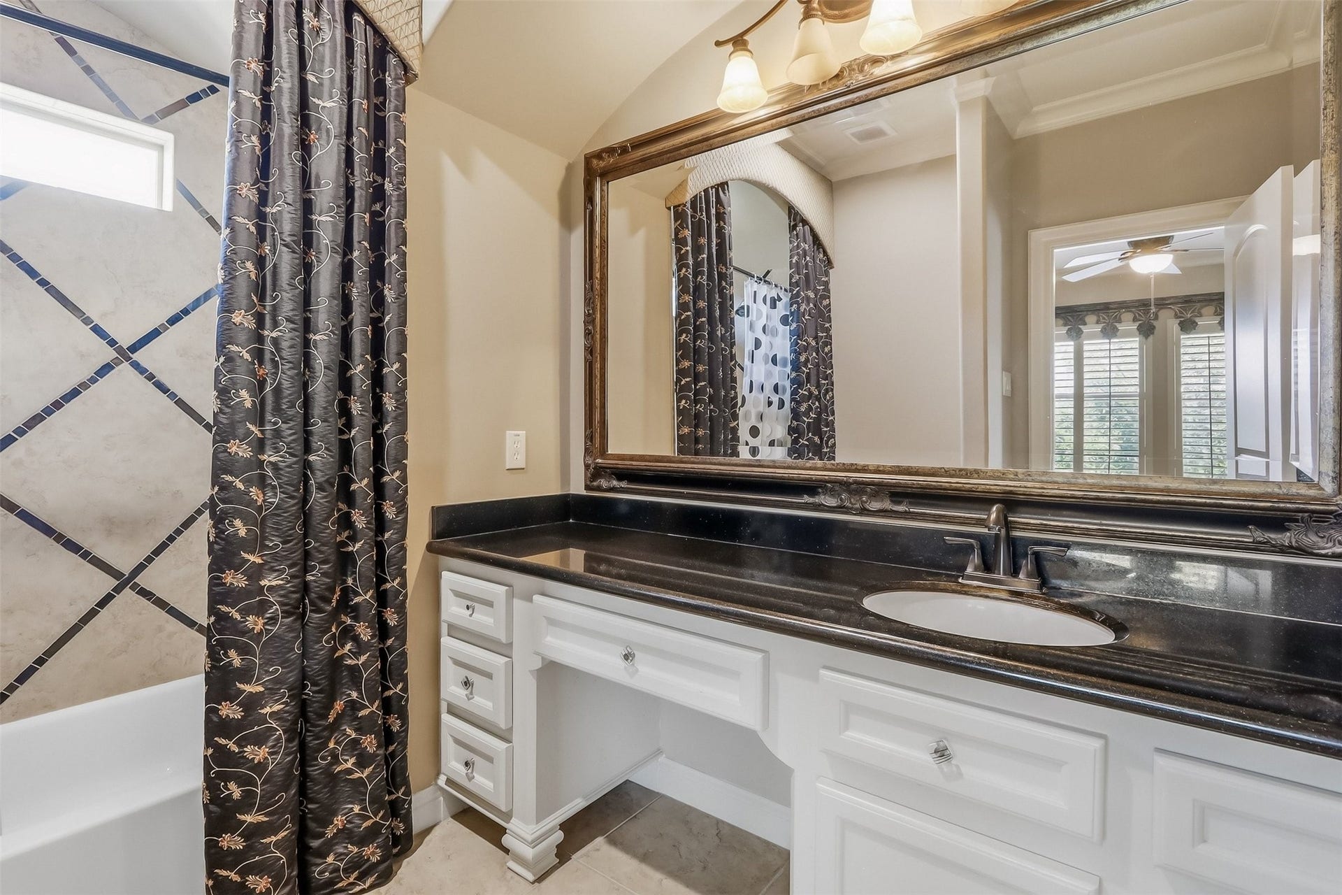 22 Sunset Park Lane, Sugar Land, TX 77479 22 Sunset Park Lane, Sugar Land, TX 77479
