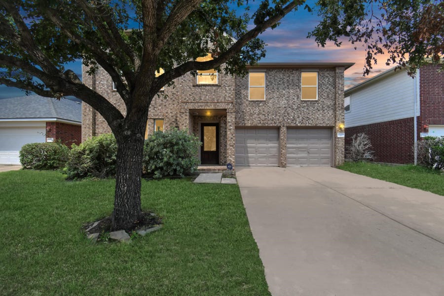 Property photo for 6607 Barker Bend Lane, Katy, TX