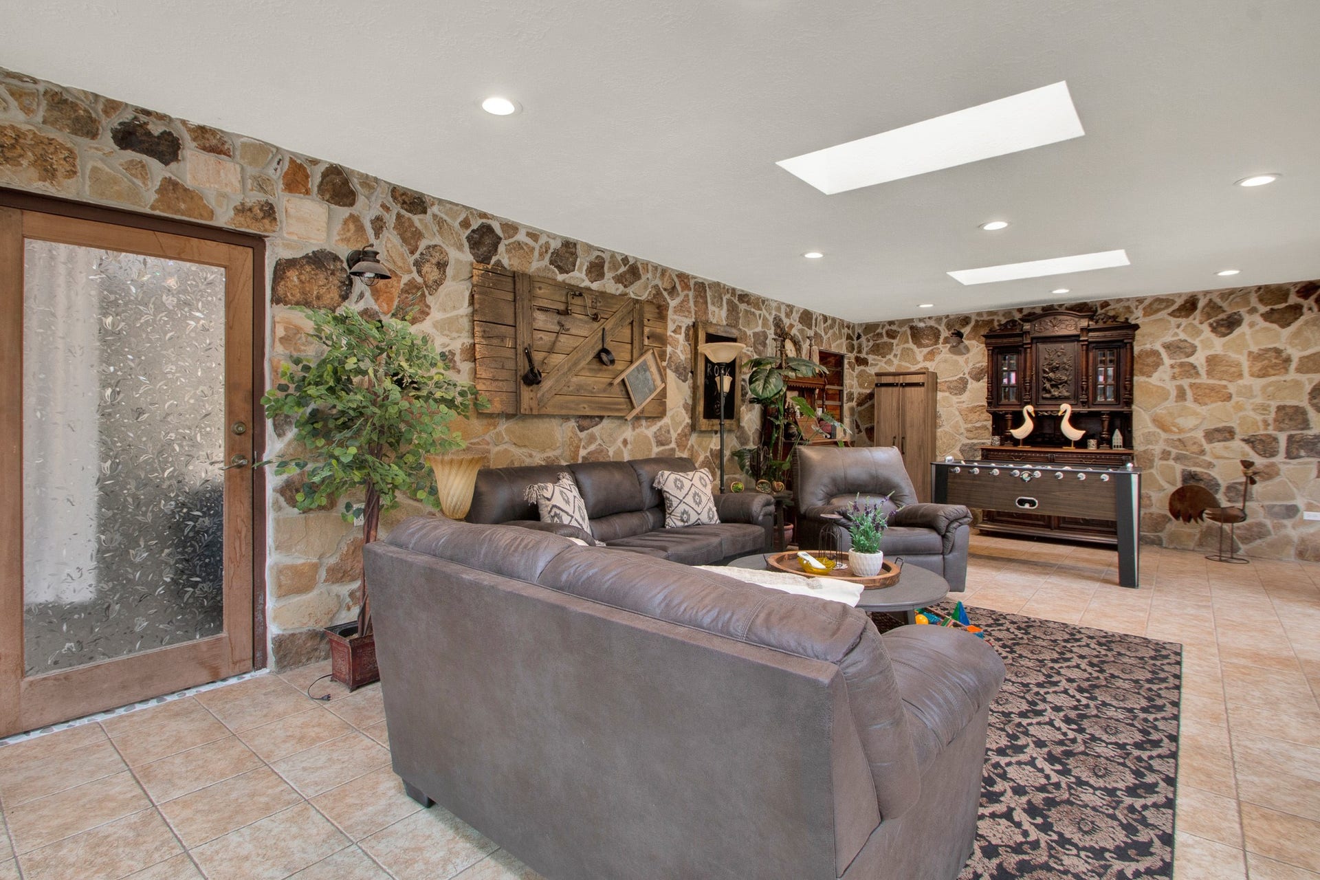 22827 Edward Lane, Tomball, TX 77377 22827 Edward Lane, Tomball, TX 77377