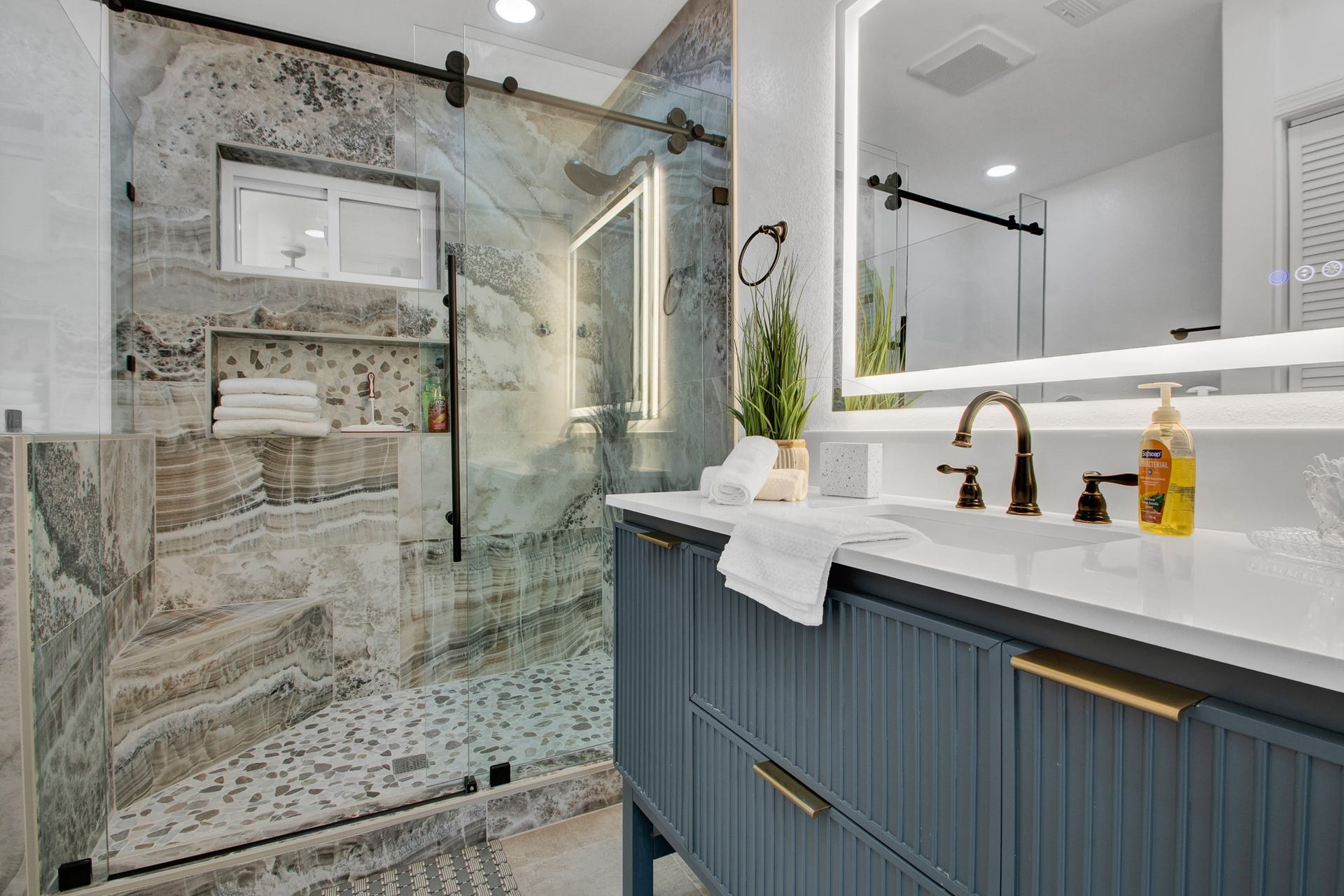 22827 Edward Lane, Tomball, TX 77377 22827 Edward Lane, Tomball, TX 77377