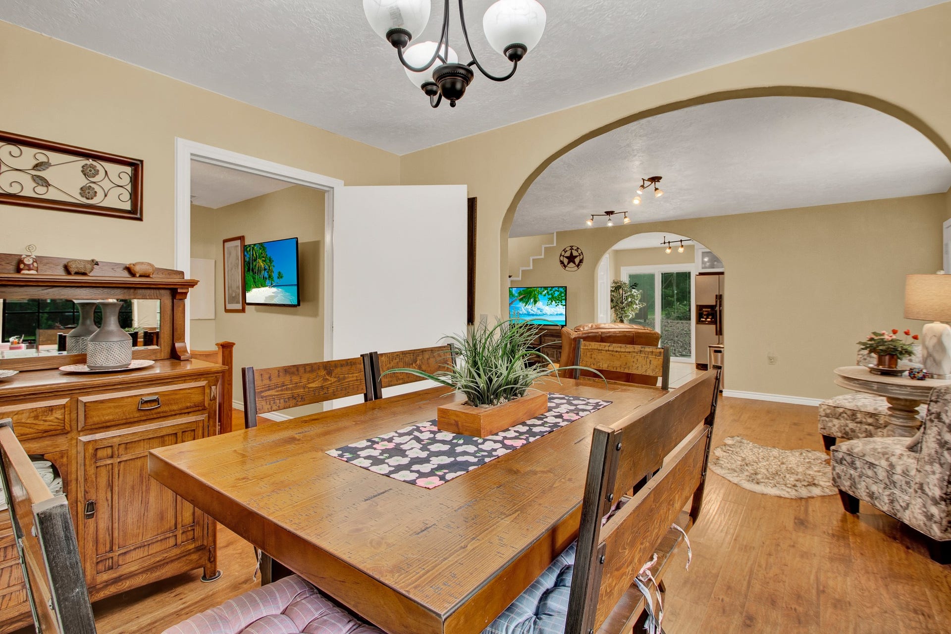 22827 Edward Lane, Tomball, TX 77377 22827 Edward Lane, Tomball, TX 77377