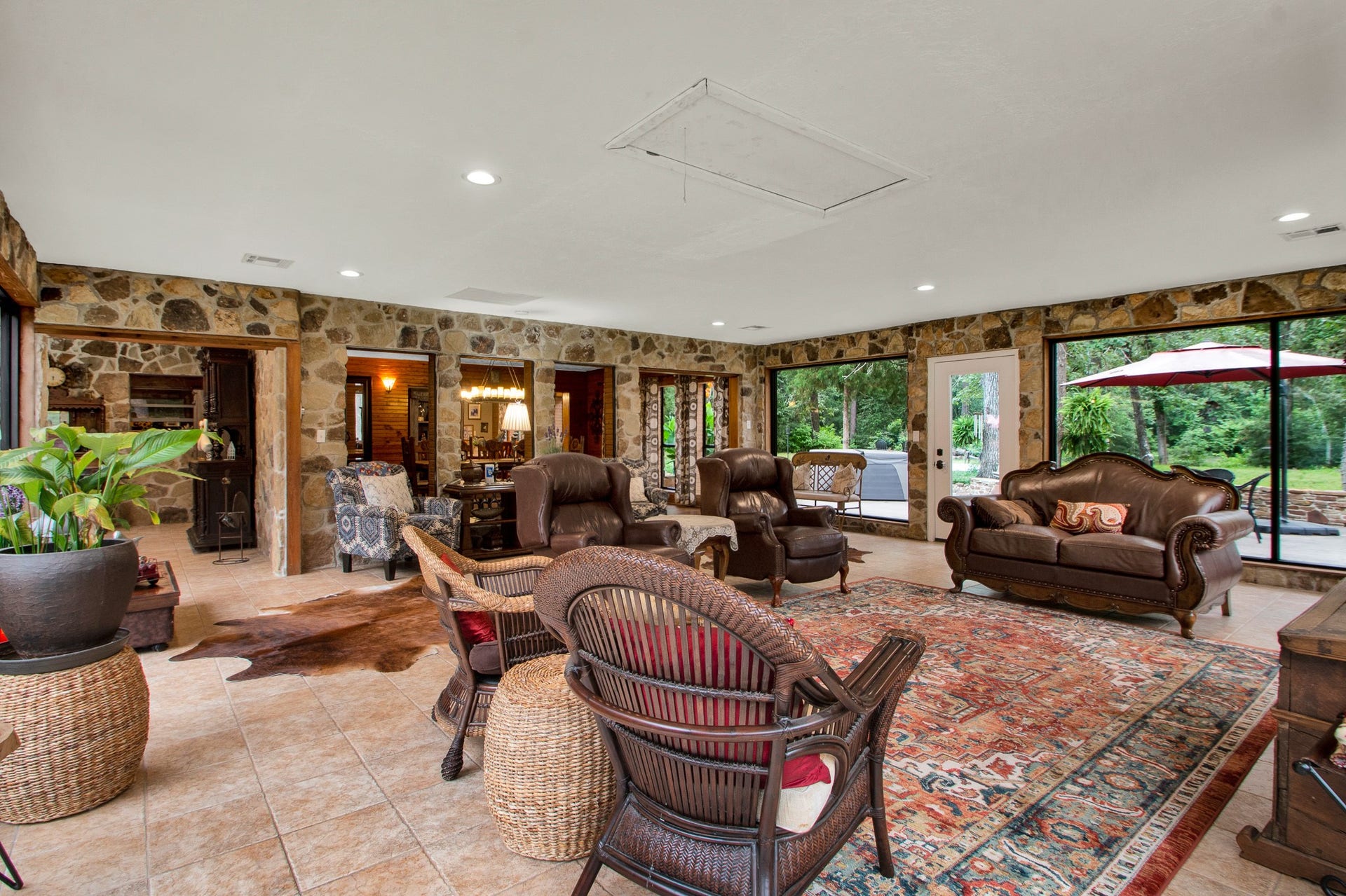 22827 Edward Lane, Tomball, TX 77377 22827 Edward Lane, Tomball, TX 77377