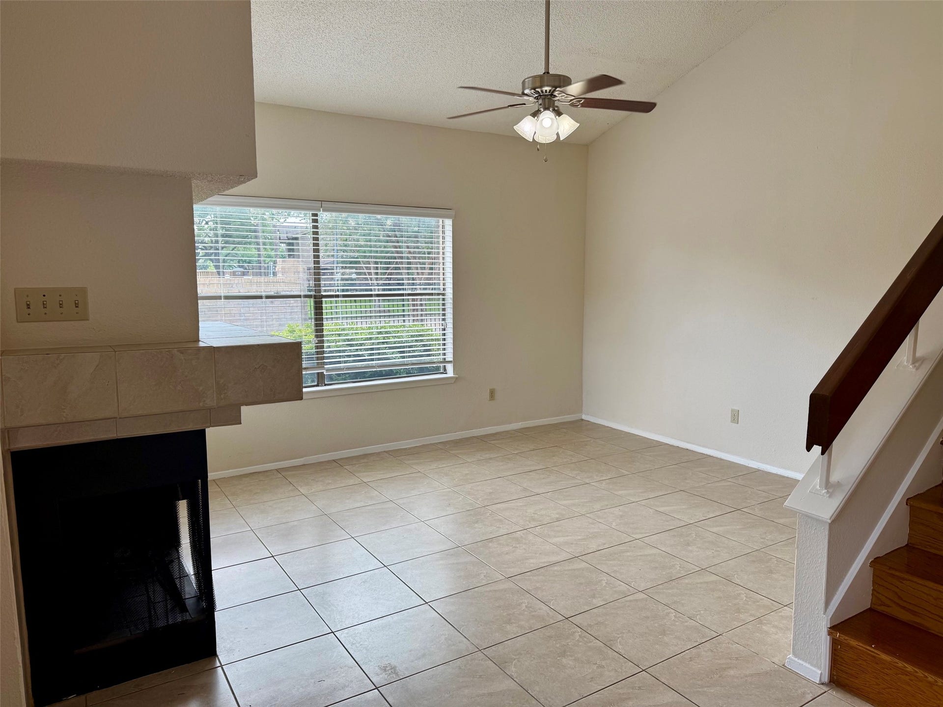 2710 Grants Lake Boulevard, #M2, Sugar Land, TX 77479 2710 Grants Lake Boulevard, #M2, Sugar Land, TX 77479