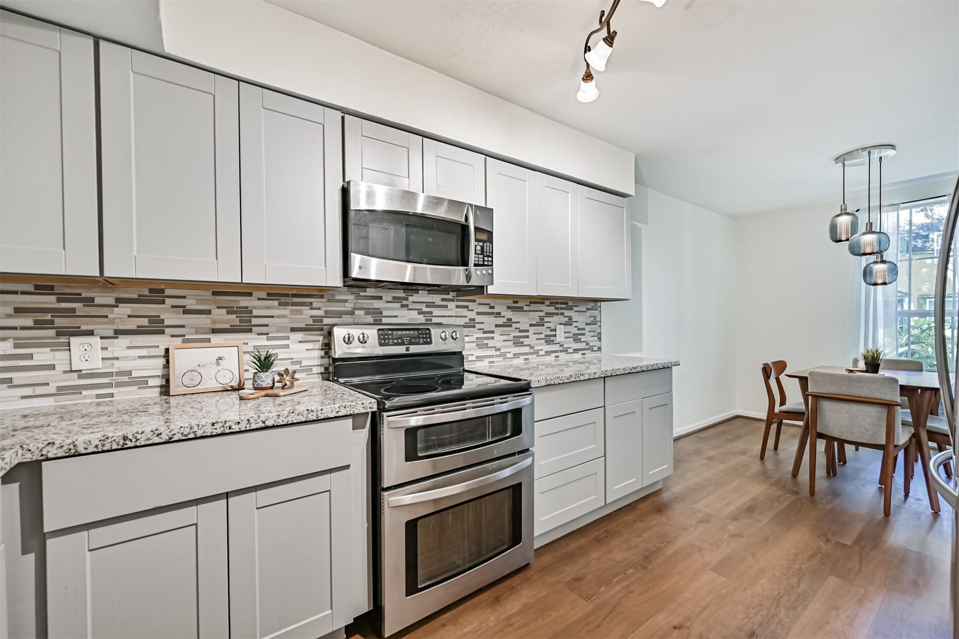 5215 Arboles Drive, #C, Houston, TX 77035 5215 Arboles Drive, #C, Houston, TX 77035