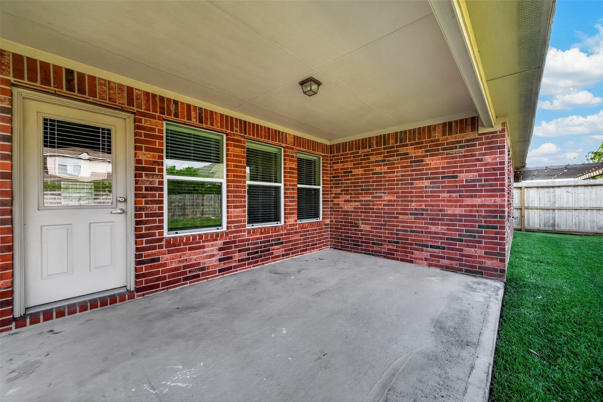 2335 Snowy Egret Drive, Katy, TX 77494 2335 Snowy Egret Drive, Katy, TX 77494