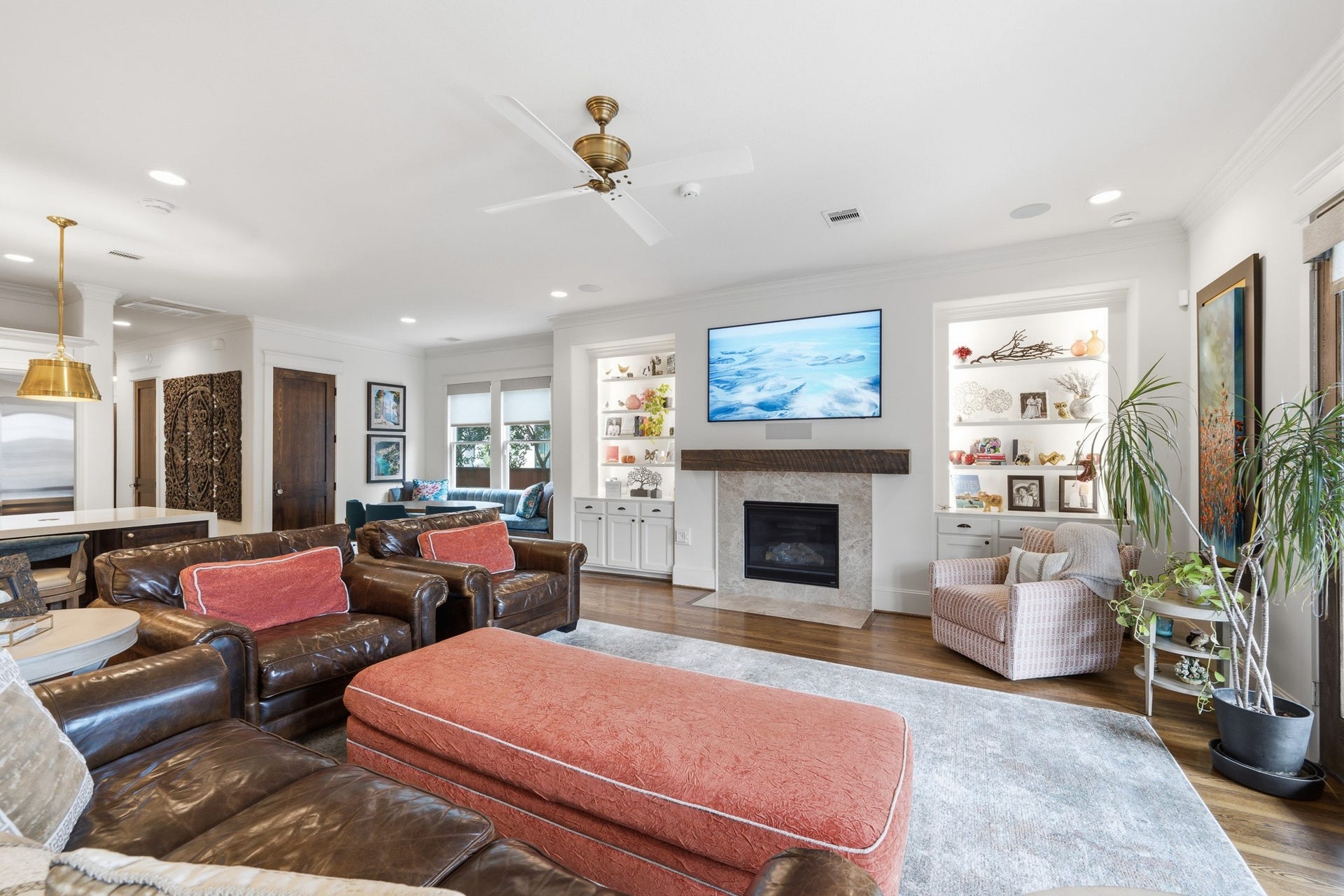 729 E 7th 1/2 Street, Houston, TX 77007