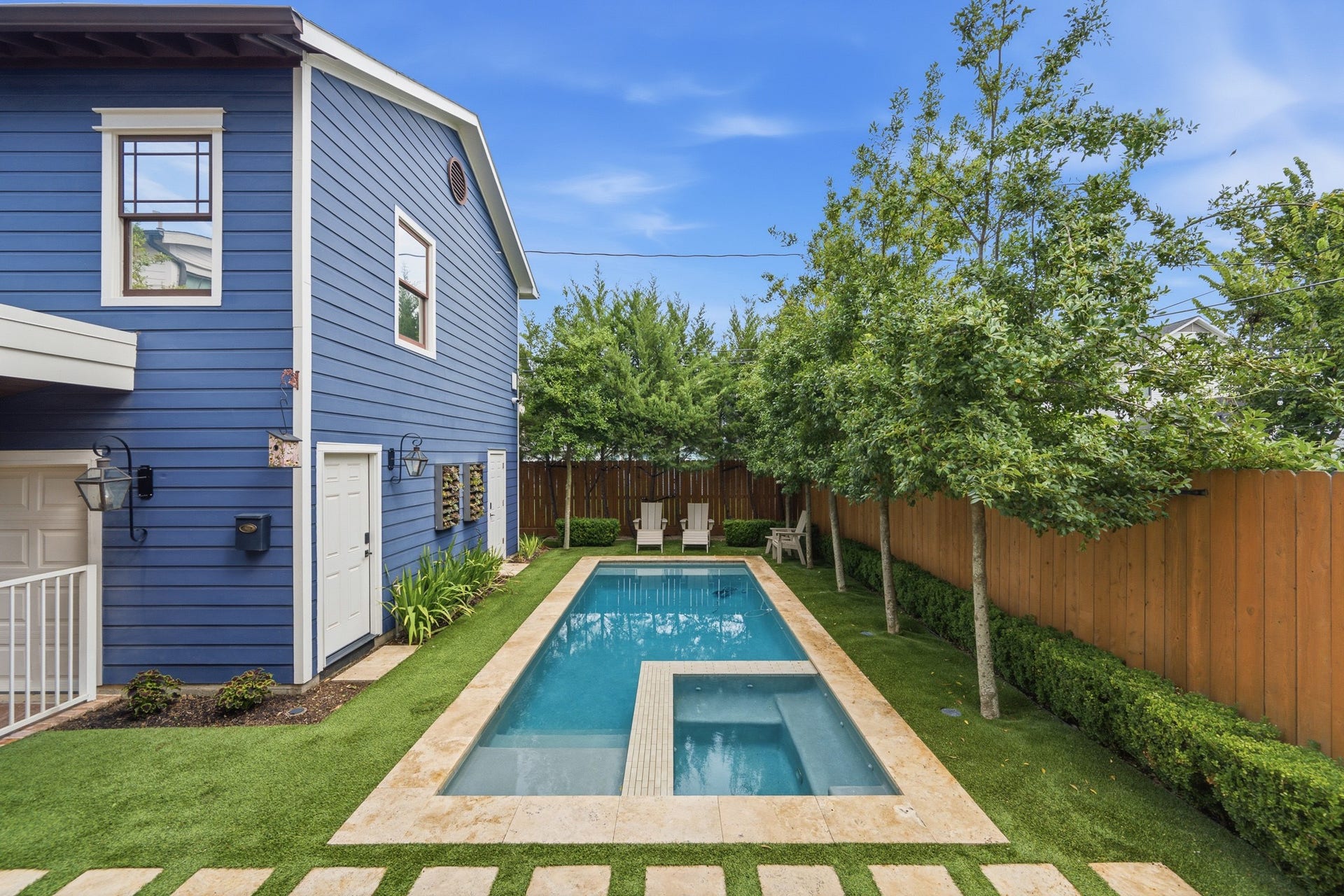 729 E 7th 1/2 Street, Houston, TX 77007