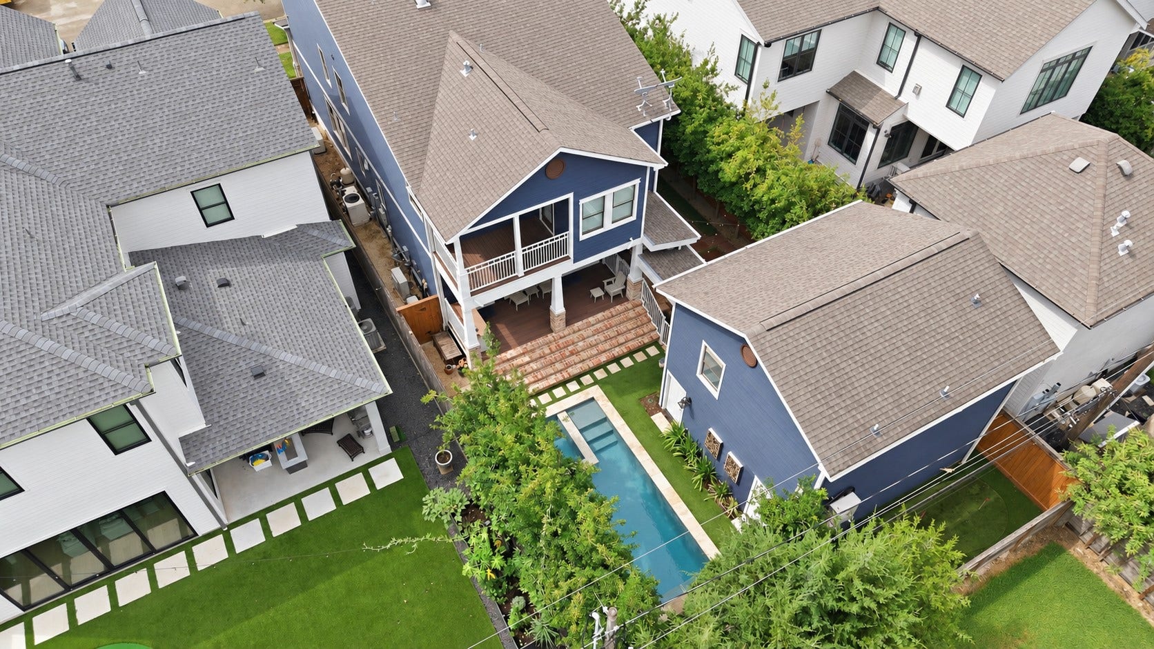 729 E 7th 1/2 Street, Houston, TX 77007