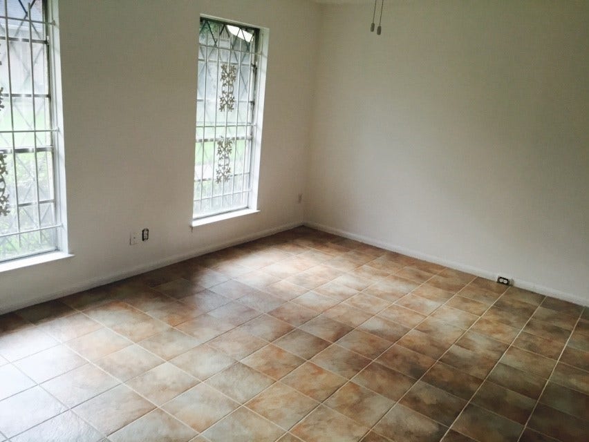 10466 Hammerly Boulevard, #70, Houston, TX 77043 10466 Hammerly Boulevard, #70, Houston, TX 77043