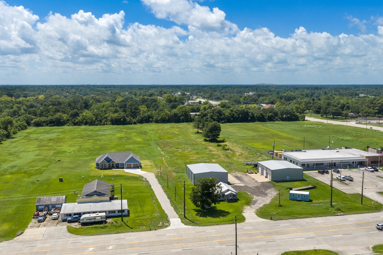 3706 FM 646 Road N, Santa Fe, TX 77510 3706 FM 646 Road N, Santa Fe, TX 77510