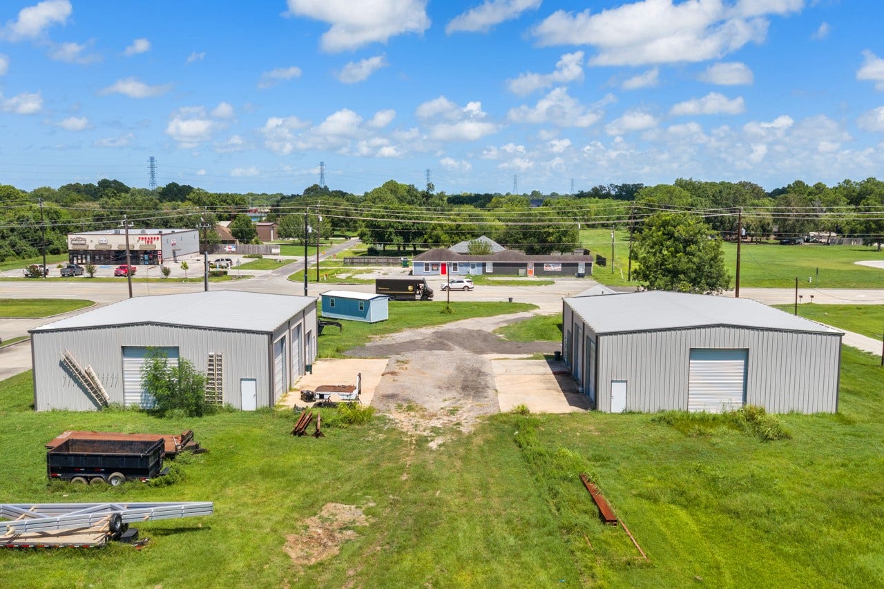 3706 FM 646 Road N, Santa Fe, TX 77510 3706 FM 646 Road N, Santa Fe, TX 77510