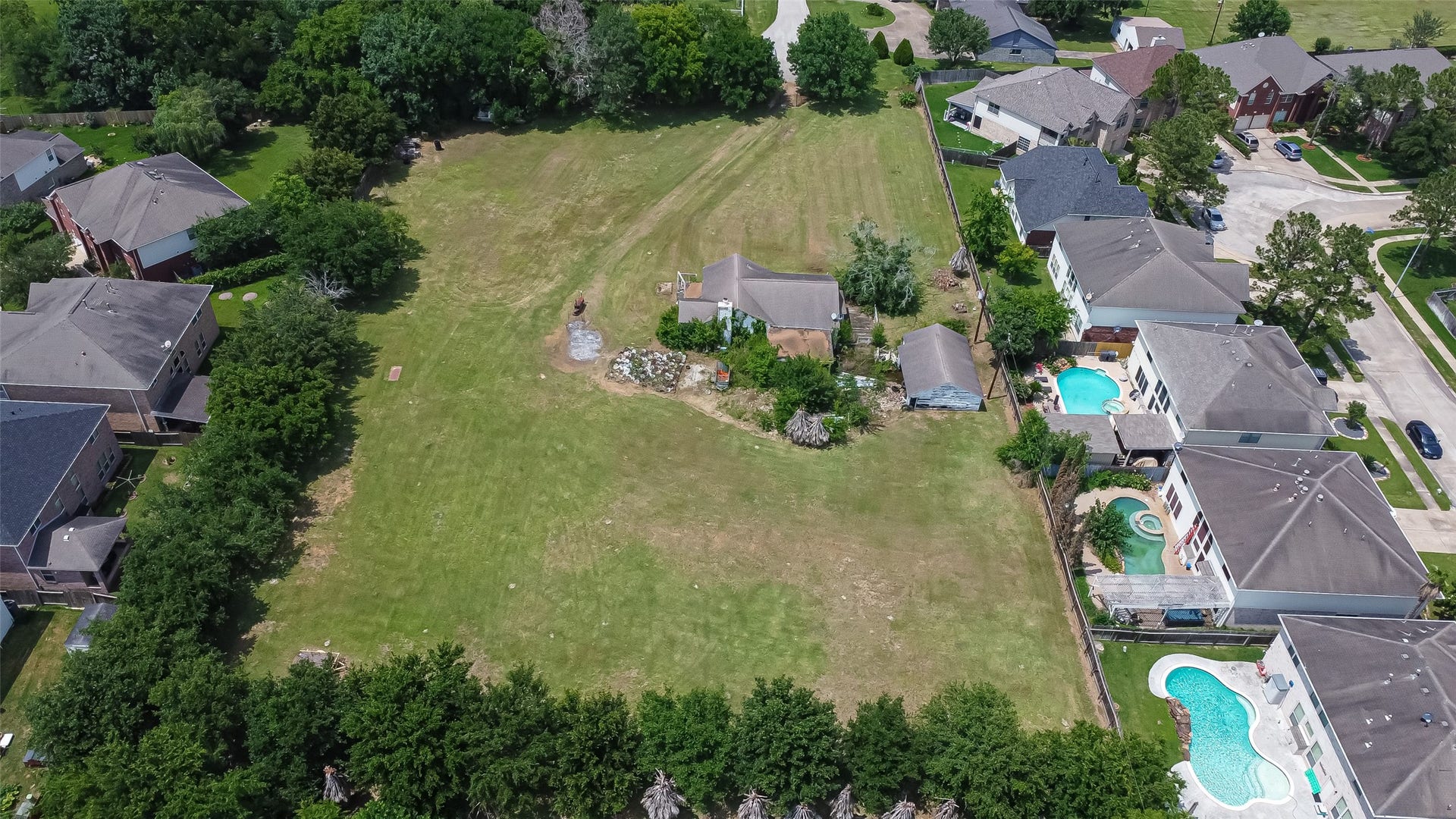 11211 S Dargail Street, Sugar Land, TX 77478