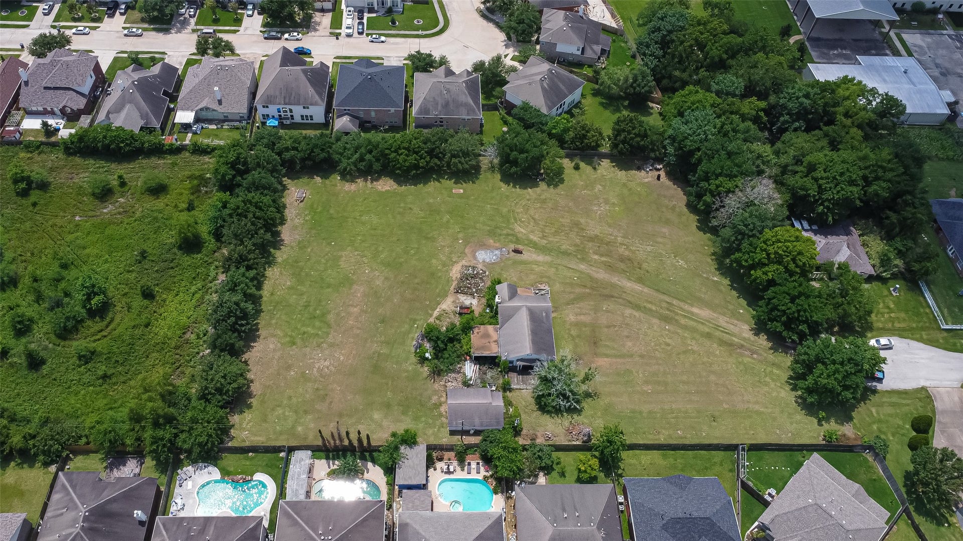 11211 S Dargail Street, Sugar Land, TX 77478