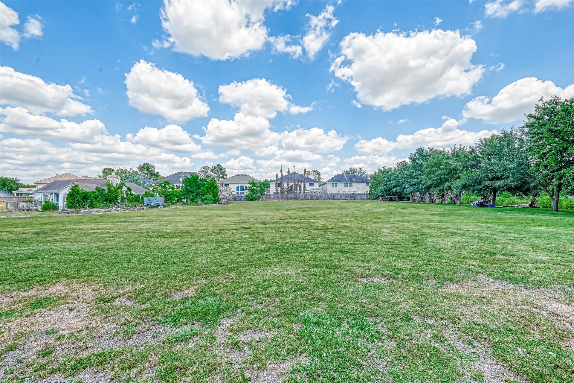 11211 S Dargail Street, Sugar Land, TX 77478