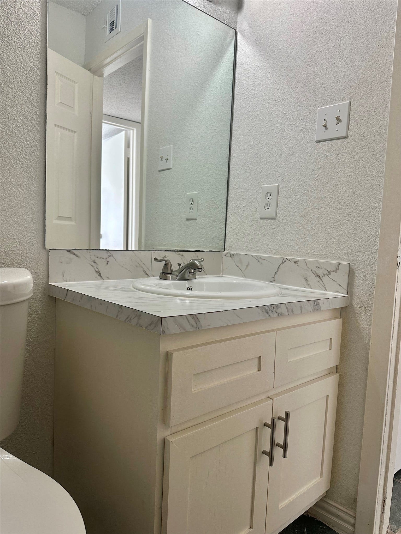 12204 Coppertree Lane, Houston, TX 77035 12204 Coppertree Lane, Houston, TX 77035