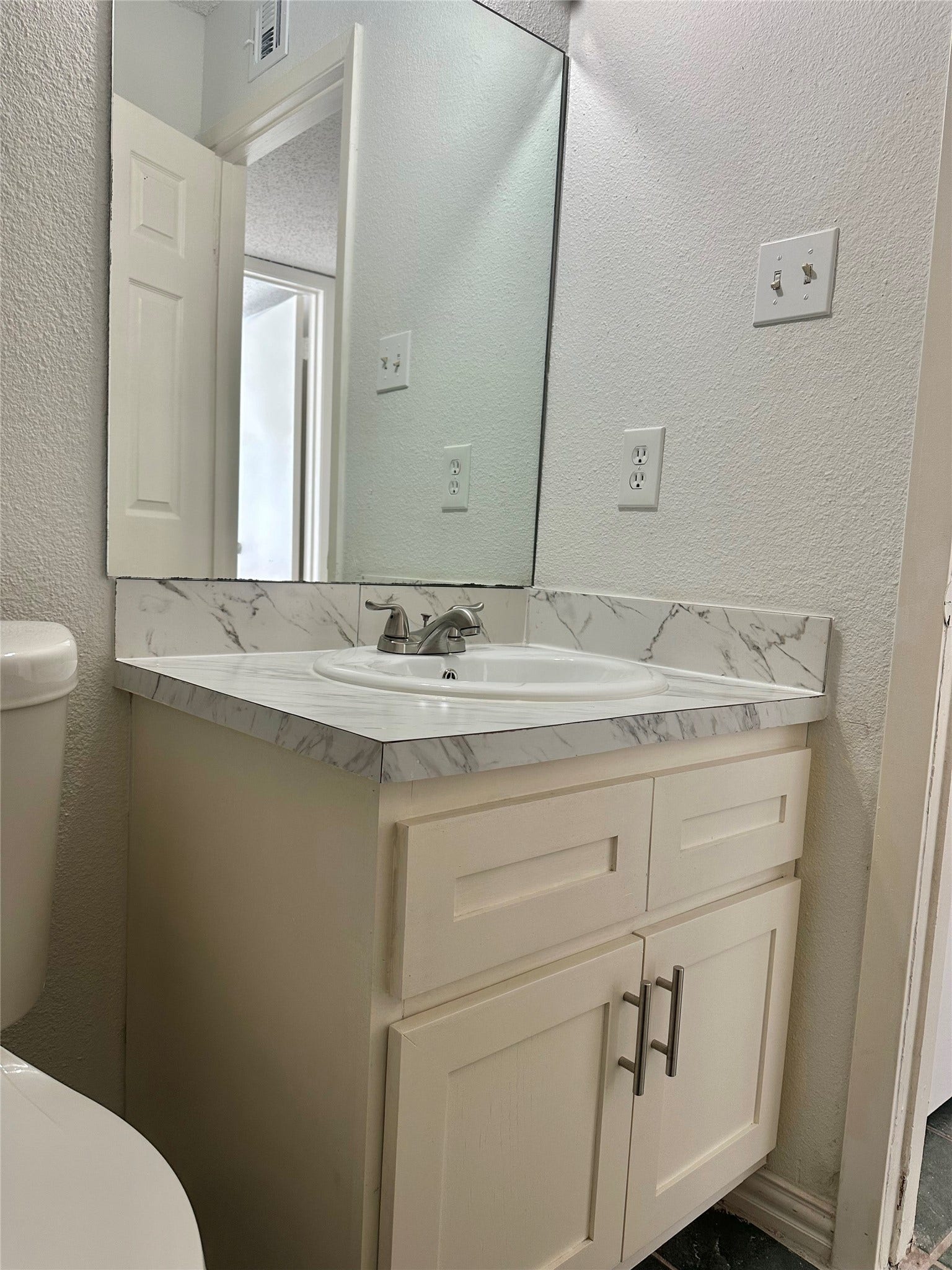 12204 Coppertree Lane, Houston, TX 77035 12204 Coppertree Lane, Houston, TX 77035