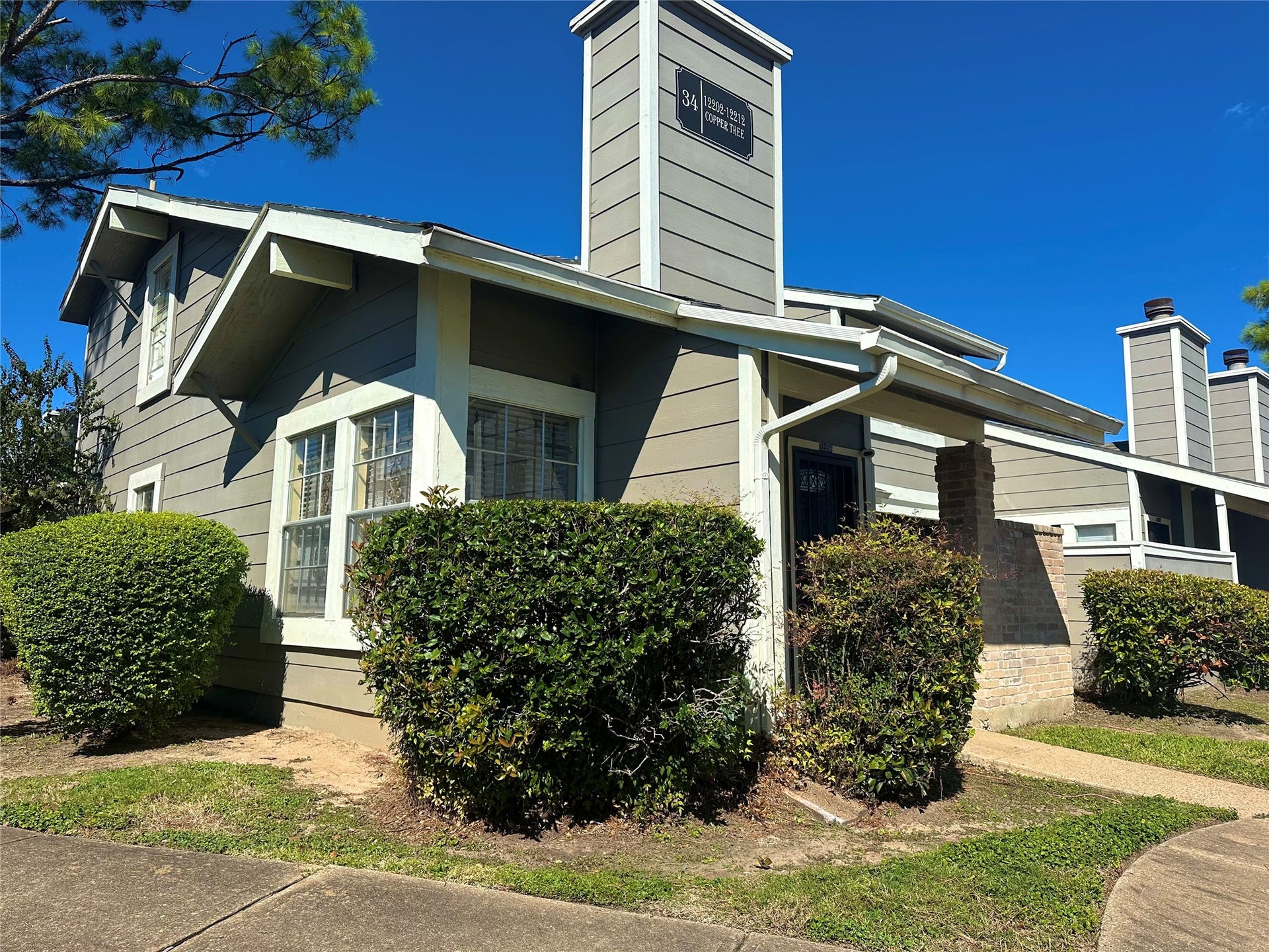 12204 Coppertree Lane, Houston, TX 77035 12204 Coppertree Lane, Houston, TX 77035