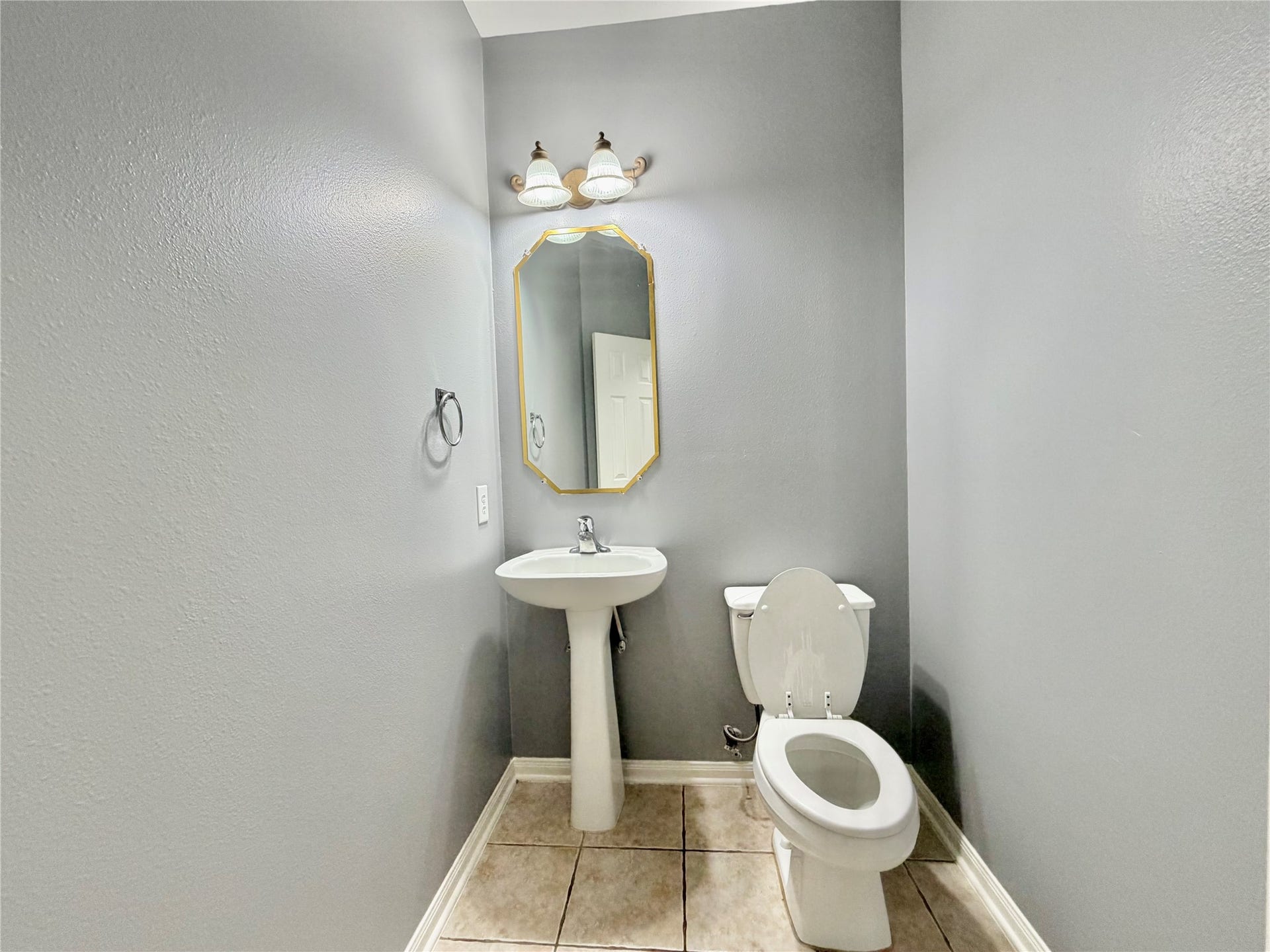 24327 Lanning Drive, Katy, TX 77493 24327 Lanning Drive, Katy, TX 77493
