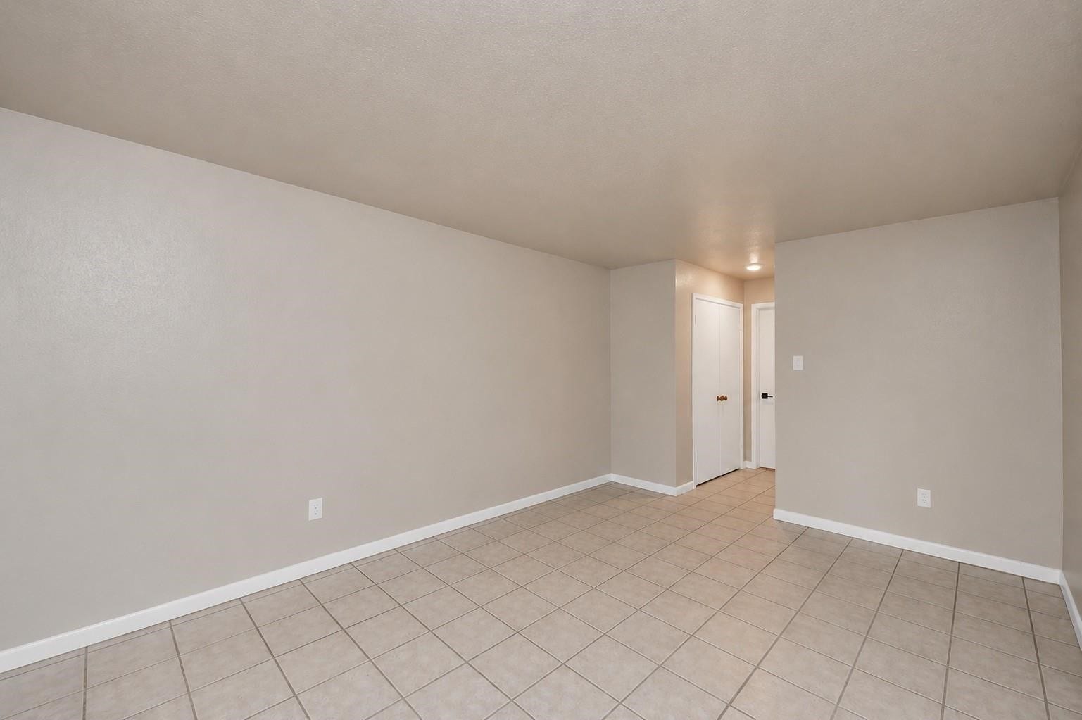 10075 Westpark Drive, #42, Houston, TX 77042 10075 Westpark Drive, #42, Houston, TX 77042