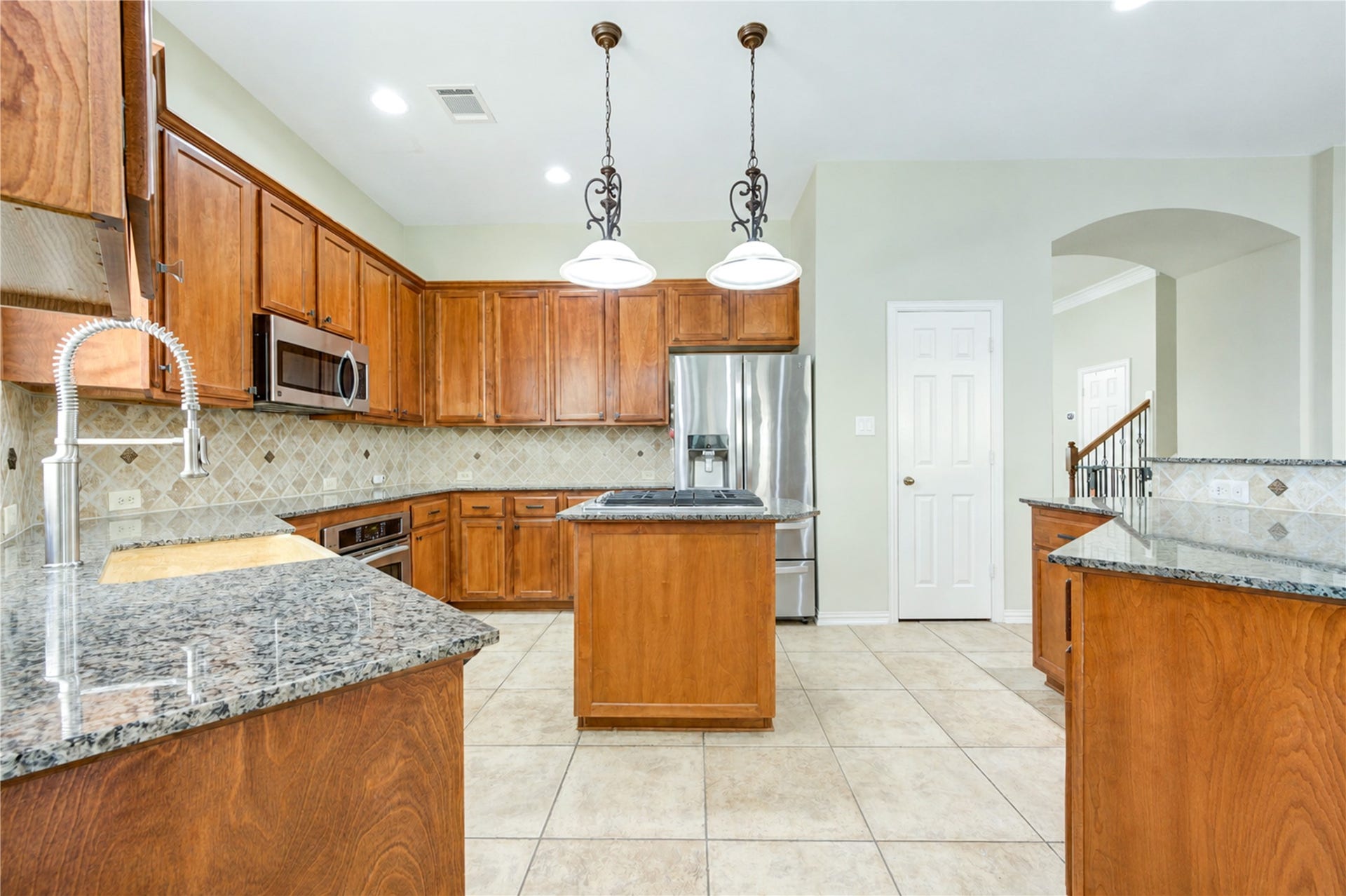 1332 Dorothy Street, Houston, TX 77008 1332 Dorothy Street, Houston, TX 77008