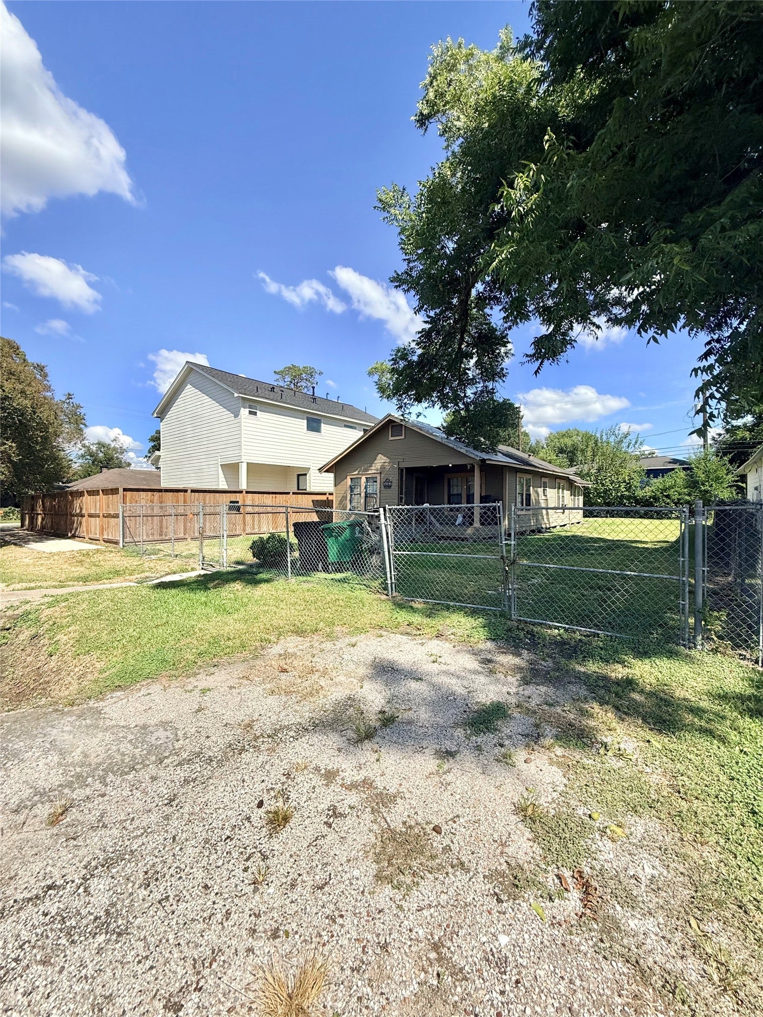 505 Hoffman Street, Houston, TX 77020