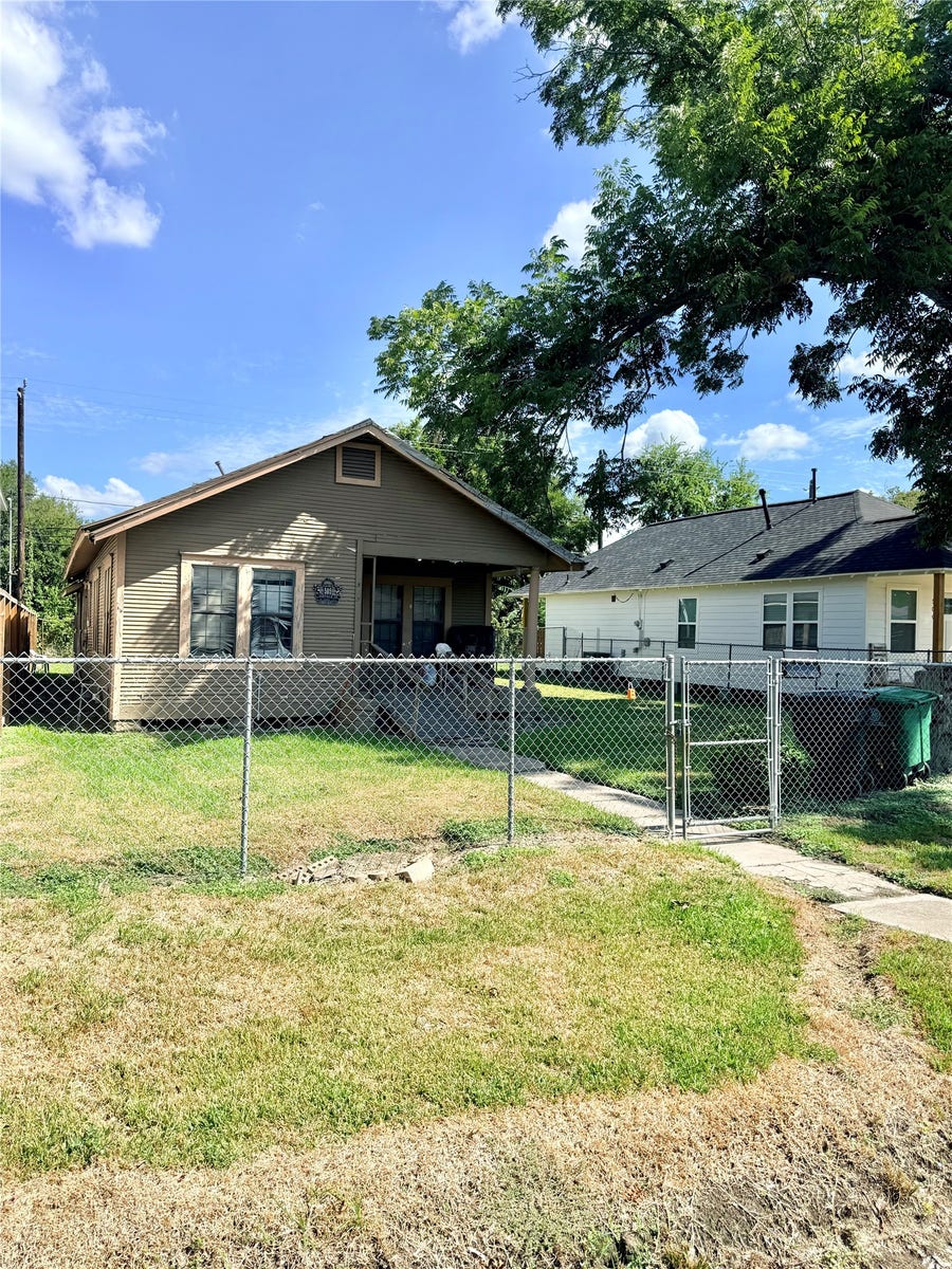Property photo for 505 Hoffman Street, Houston, TX