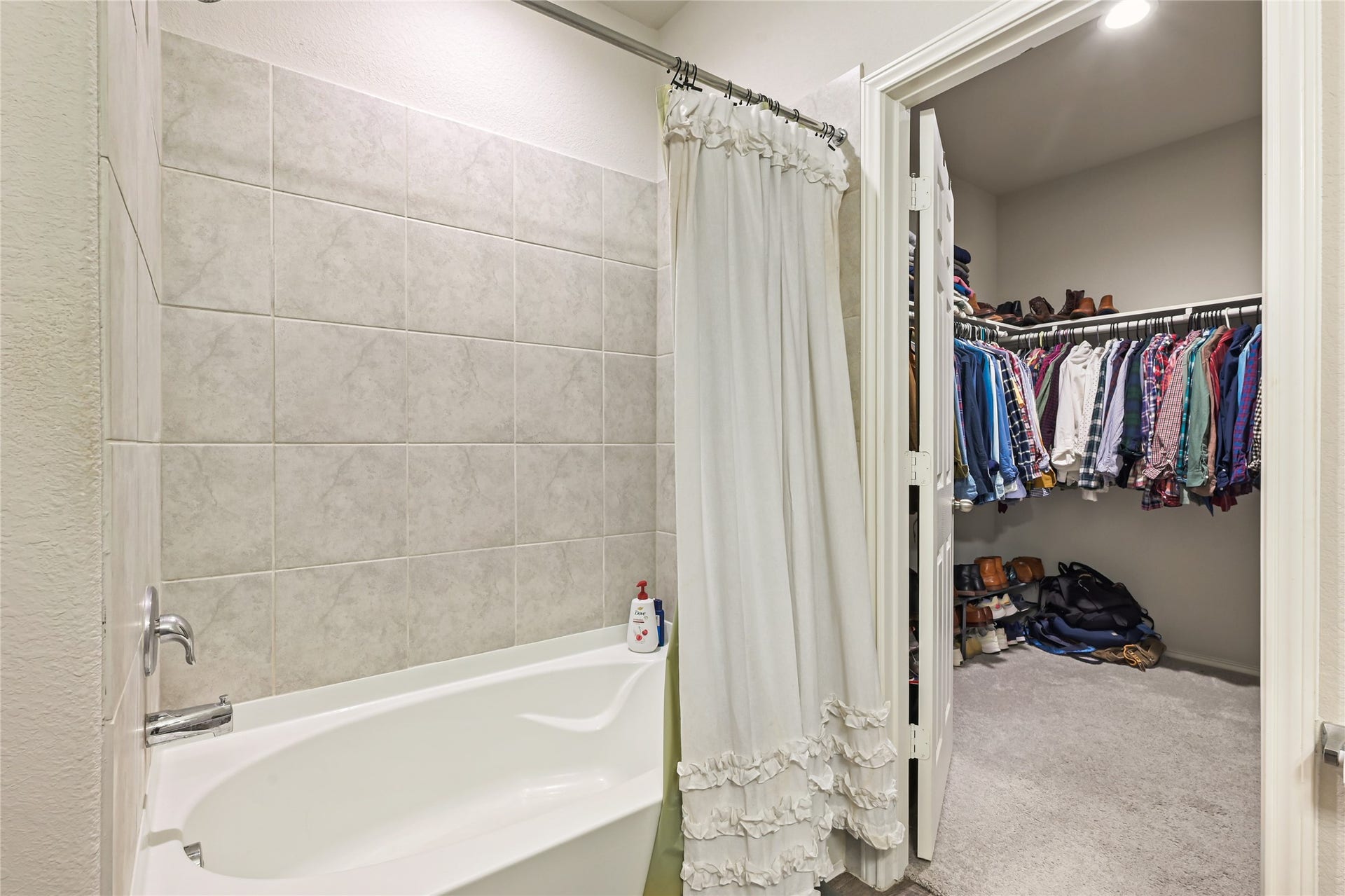 21018 Wenze Lane, New Caney, TX 77357 21018 Wenze Lane, New Caney, TX 77357