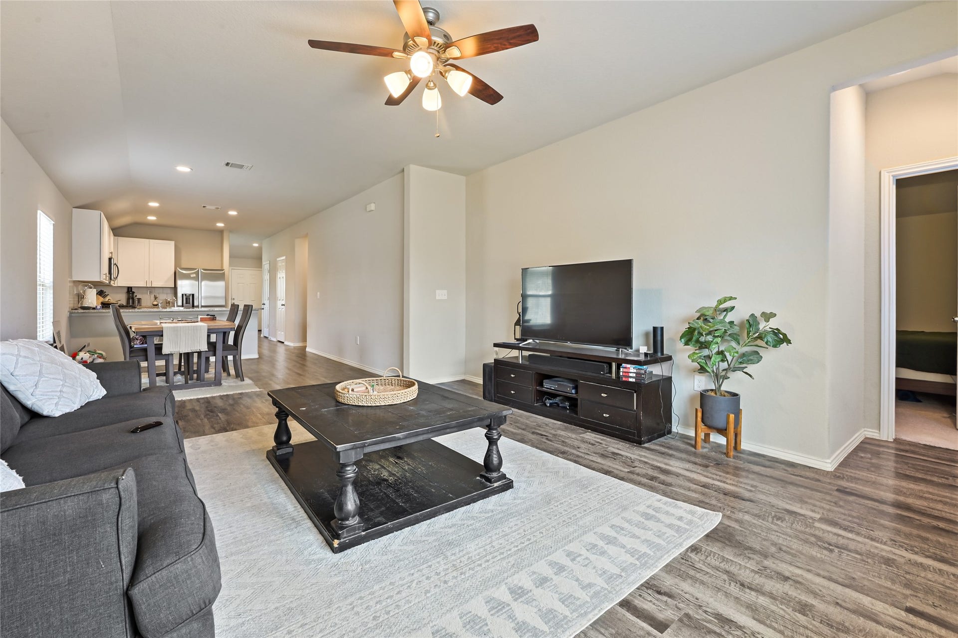 21018 Wenze Lane, New Caney, TX 77357 21018 Wenze Lane, New Caney, TX 77357