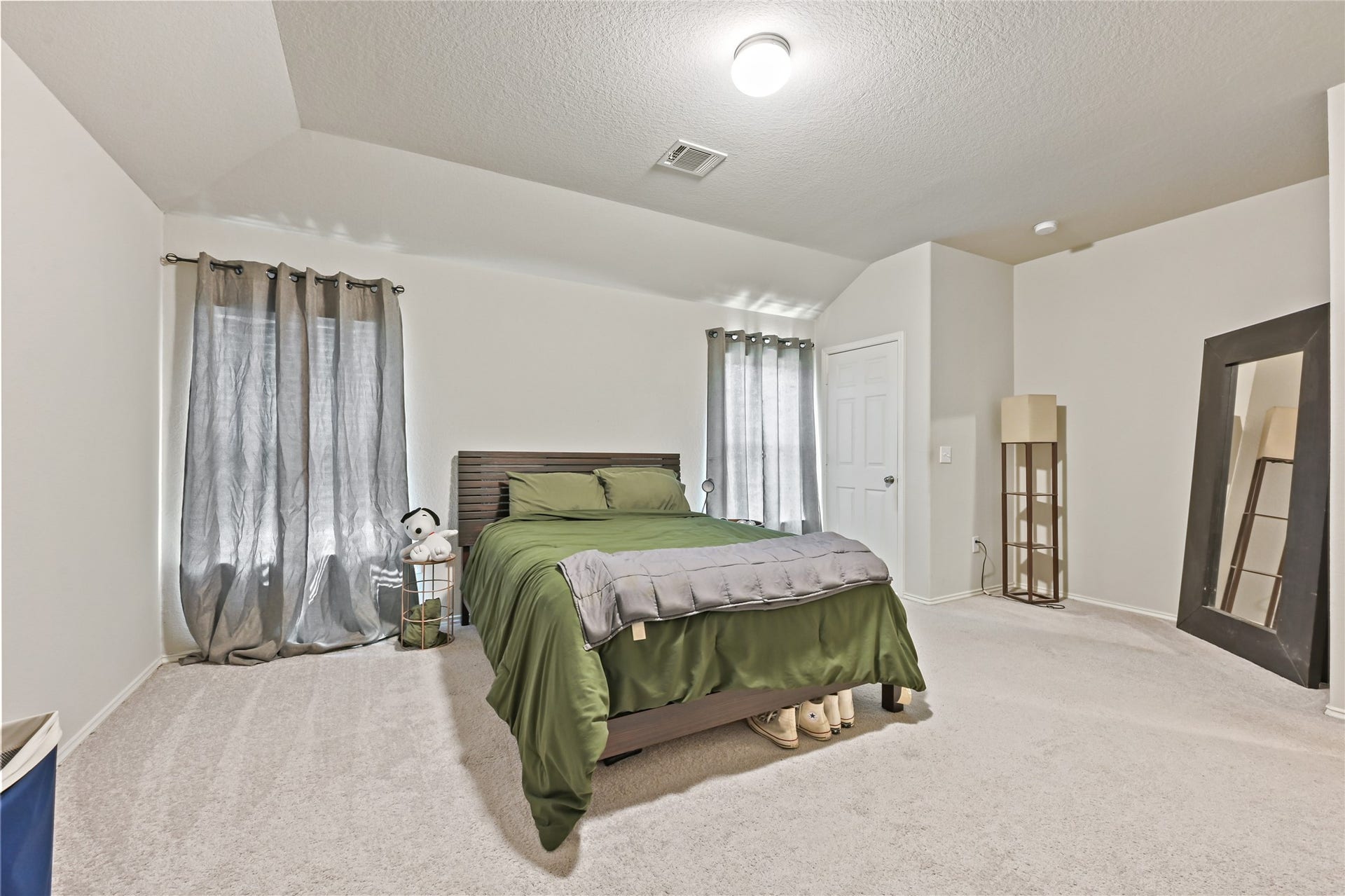 21018 Wenze Lane, New Caney, TX 77357 21018 Wenze Lane, New Caney, TX 77357
