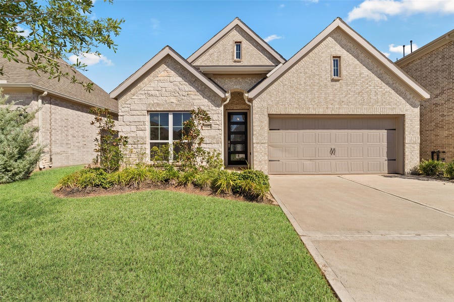 Property photo for 142 Amaranth Way, Richmond, TX