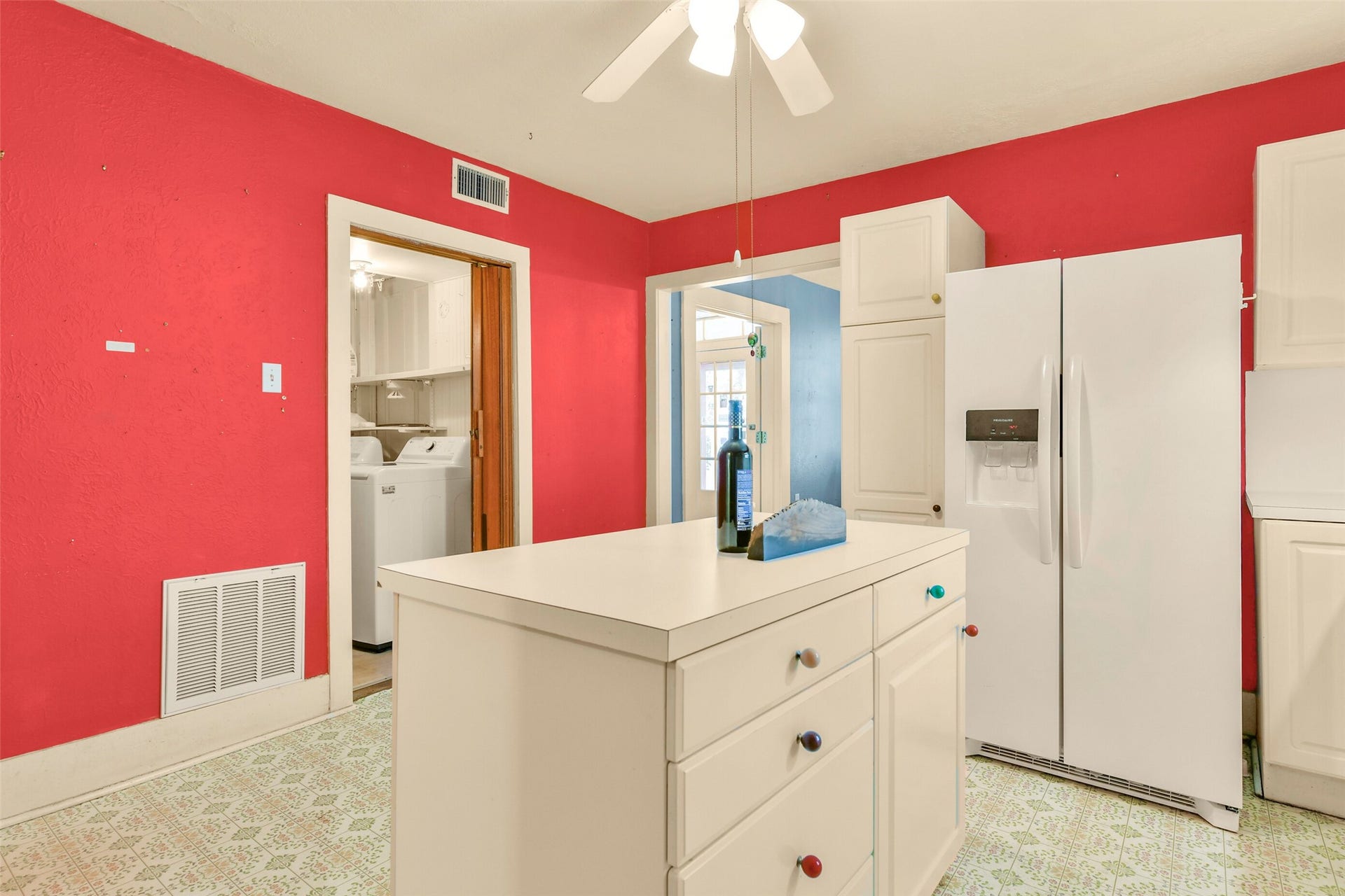 1321 Avenue K, Galveston, TX 77550 another view Kitchen