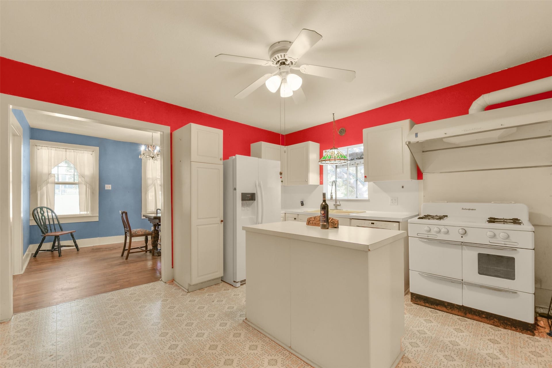 1321 Avenue K, Galveston, TX 77550 1321 Avenue K, Galveston, TX 77550