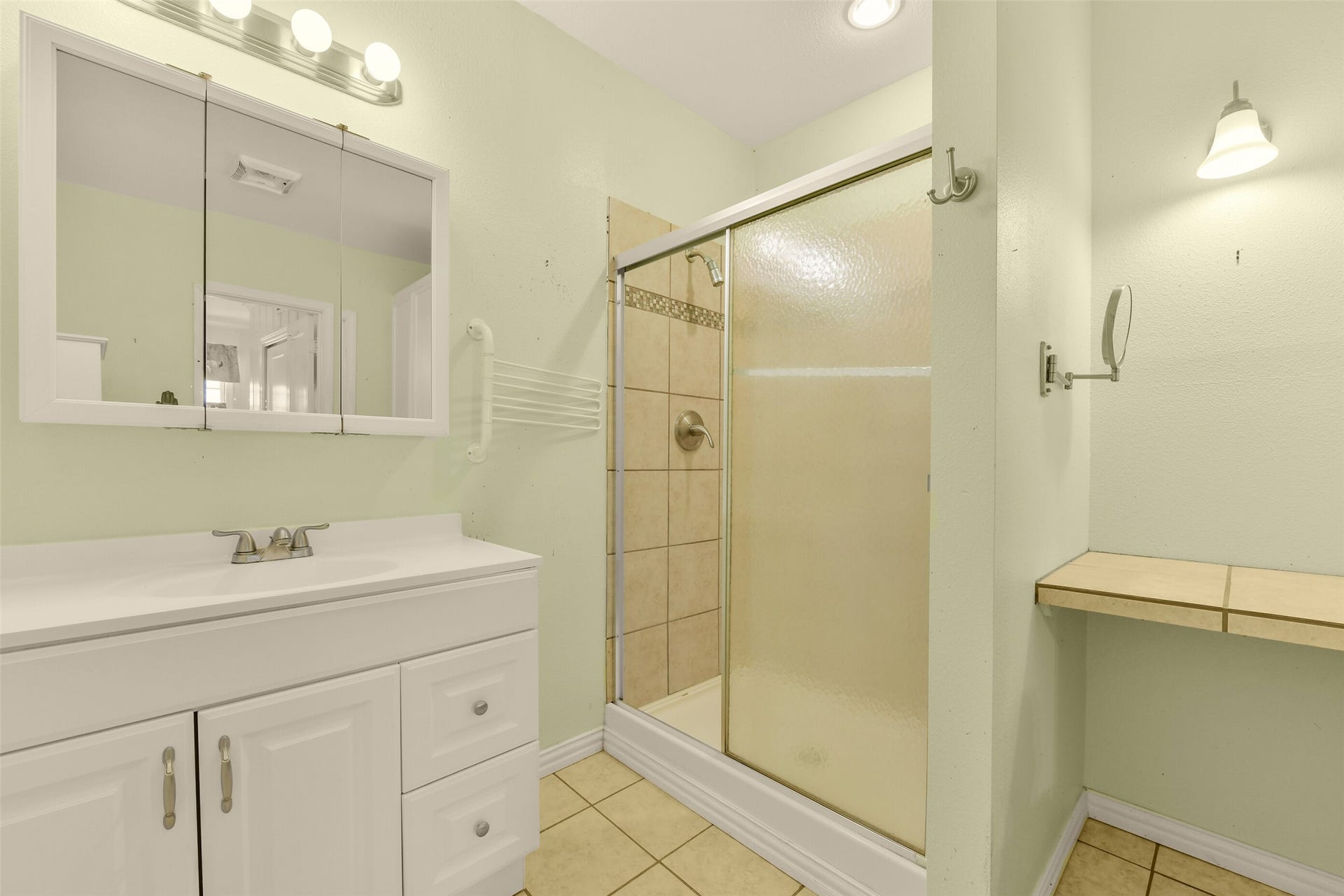 1321 Avenue K, Galveston, TX 77550 another view of primary bath