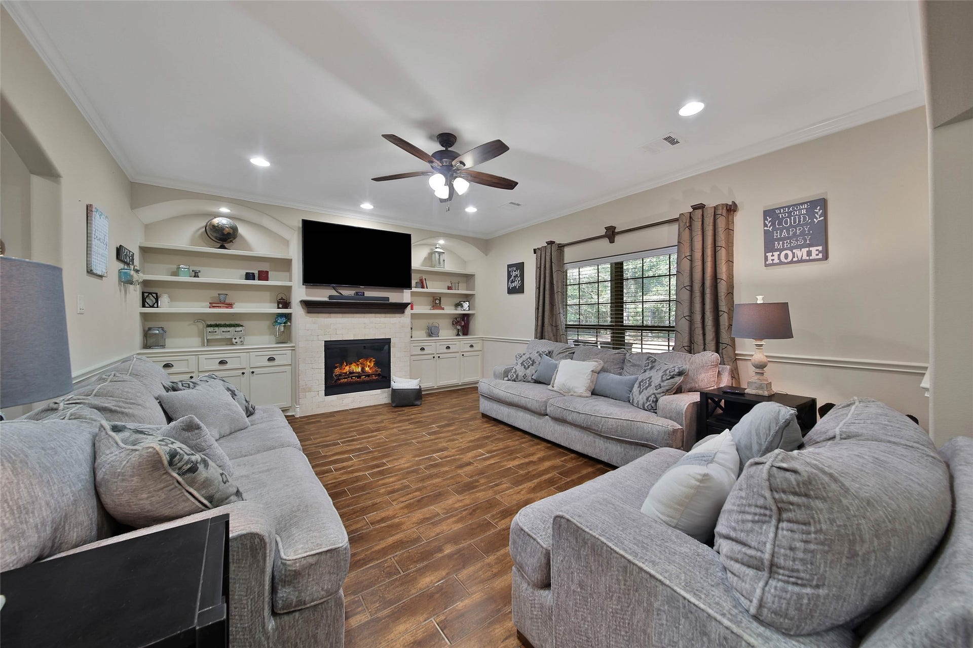 9107 Black Buck Lane, Conroe, TX 77303 9107 Black Buck Lane, Conroe, TX 77303