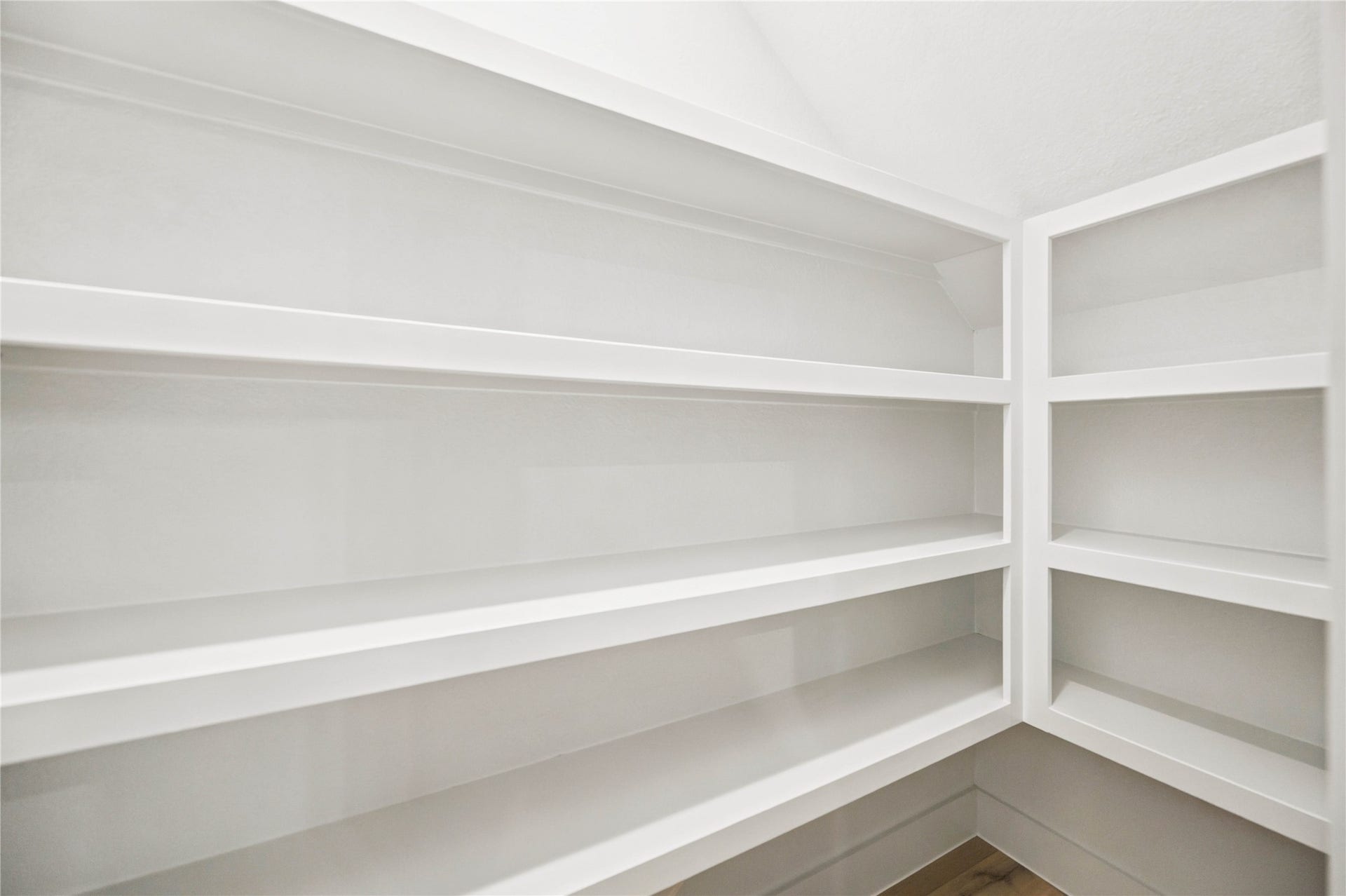 4117 Kewanee Street, #B, Houston, TX 77051 Pantry