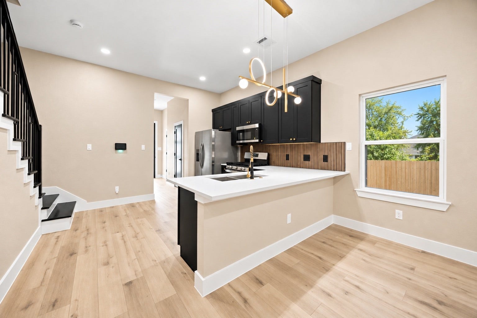 4117 Kewanee Street, #B, Houston, TX 77051 4117 Kewanee Street, #B, Houston, TX 77051