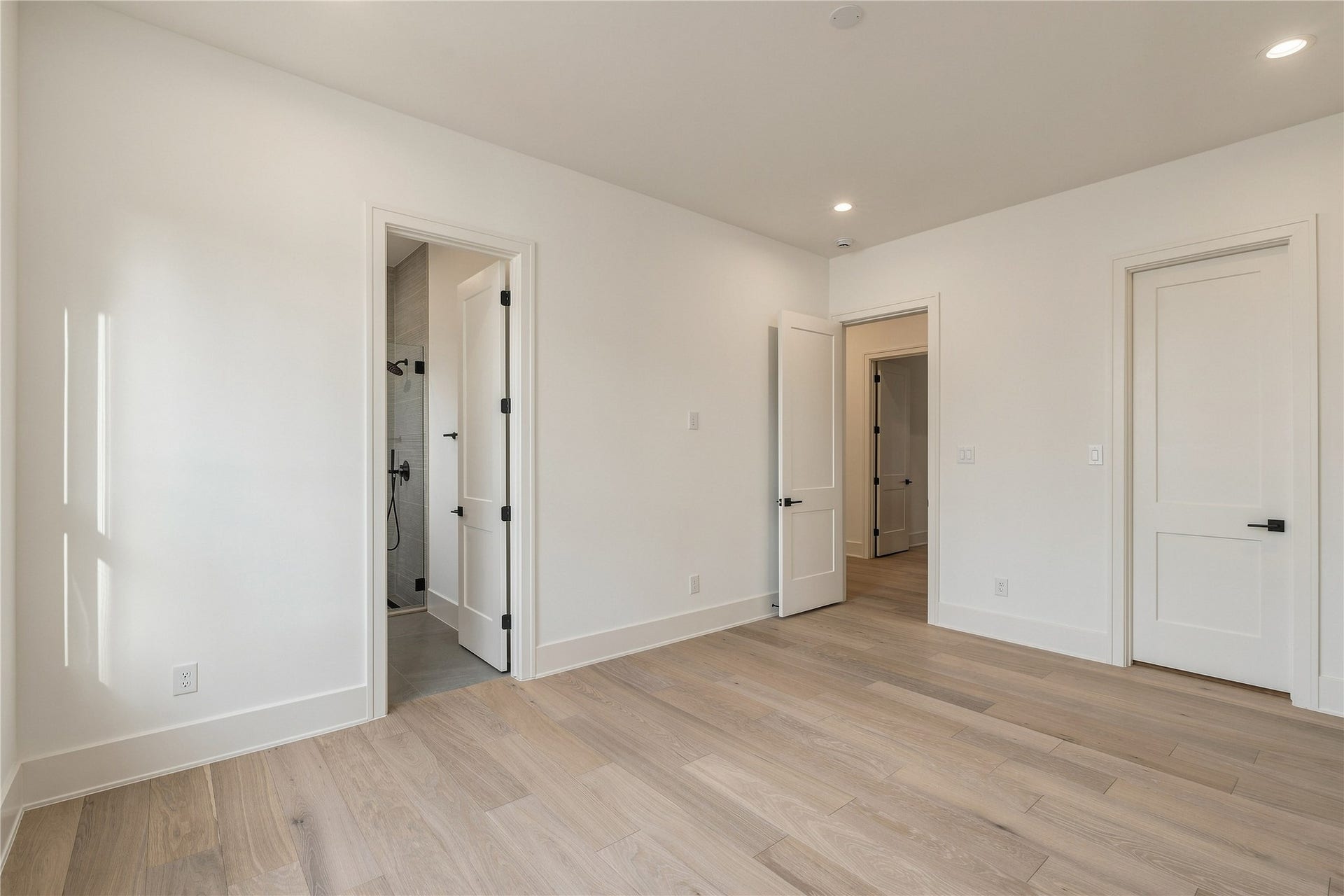 2107 McKean Drive, Houston, TX 77080 Another generously sized secondary bedroom offers excellent flexibility for guests or family, with a clean, open layout ready to be personalized.
