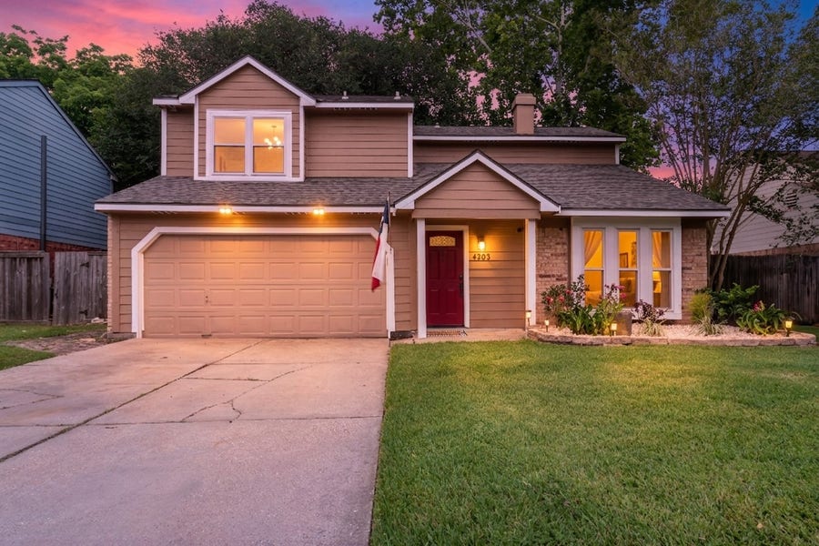 Property photo for 4303 Fernside Drive, Pasadena, TX