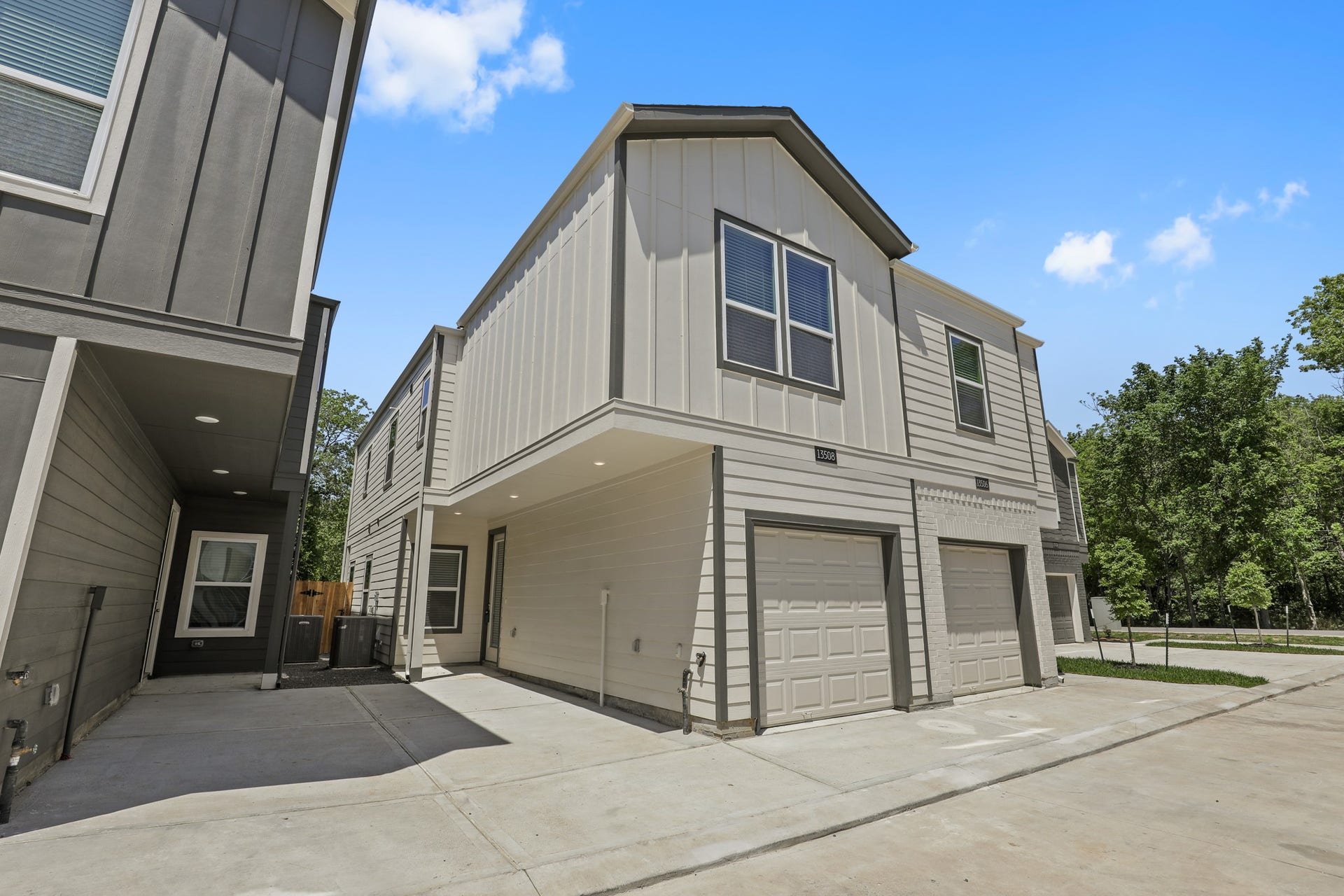 13510 Axel Lane, Houston, TX 77047 13510 Axel Lane, Houston, TX 77047