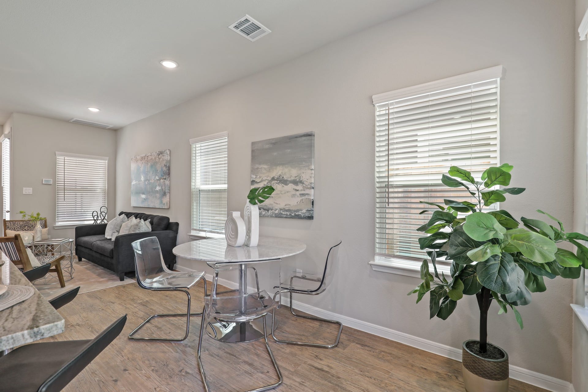 13510 Axel Lane, Houston, TX 77047 13510 Axel Lane, Houston, TX 77047