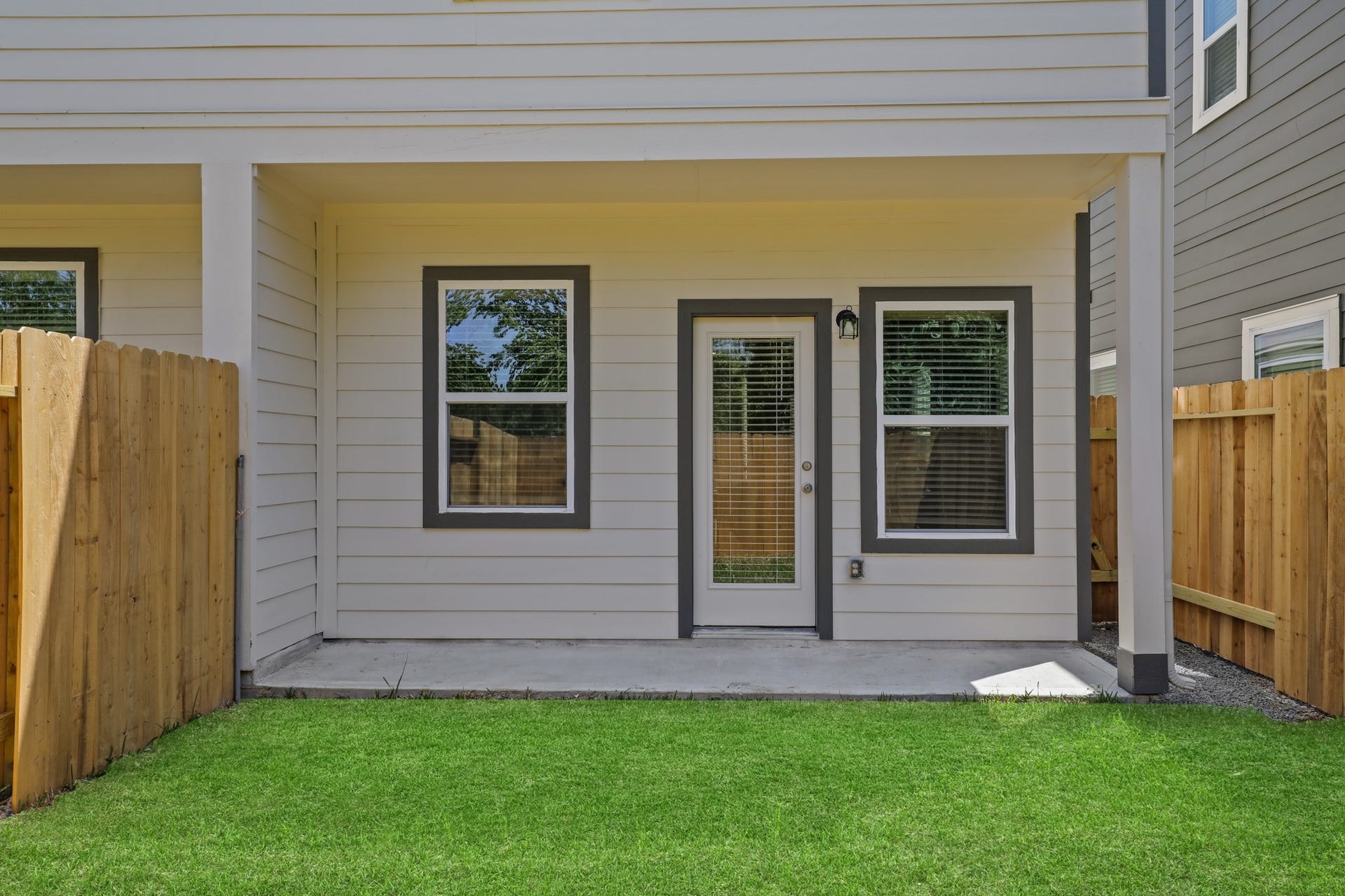 13510 Axel Lane, Houston, TX 77047 13510 Axel Lane, Houston, TX 77047