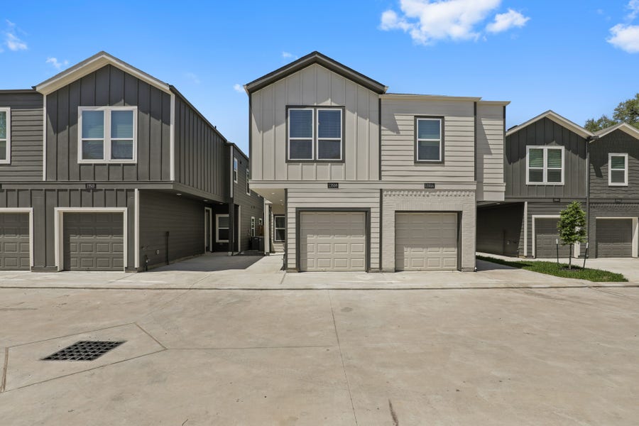 Property photo for 13510 Axel Lane, Houston, TX