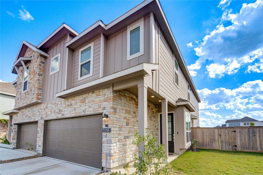 Property photo for 21255 Doubtful Canyon Drive, Cypress, TX
