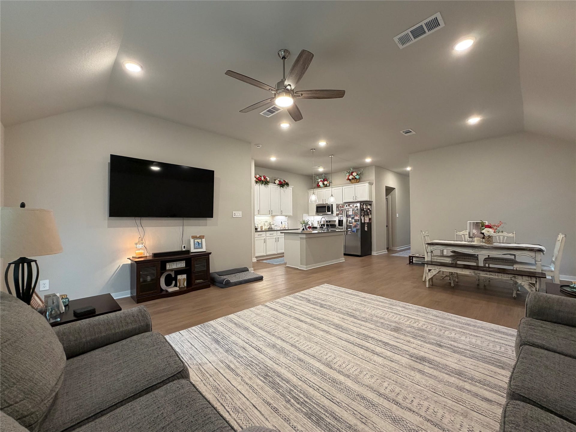 116 Pine Bend Court, Magnolia, TX 77354