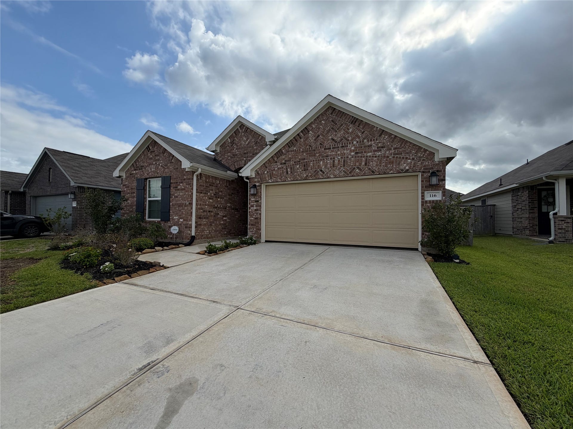 116 Pine Bend Court, Magnolia, TX 77354