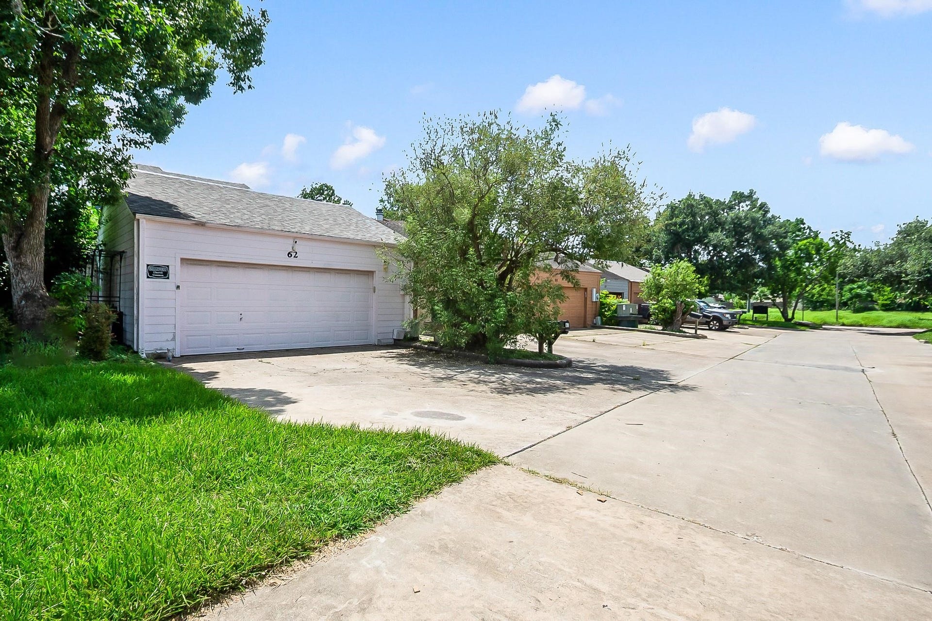 62 Chervil Common, Lake Jackson, TX 77566 62 Chervil Common, Lake Jackson, TX 77566