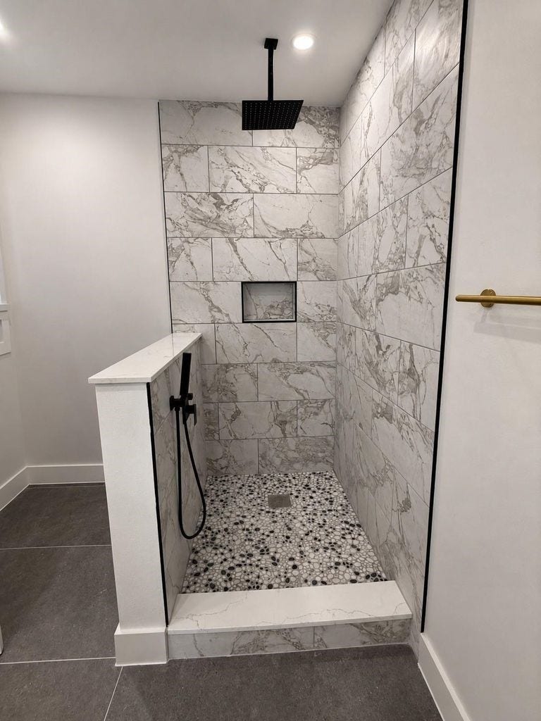 2210 Brackenridge Street, Houston, TX 77026 2210 Brackenridge Street, Houston, TX 77026