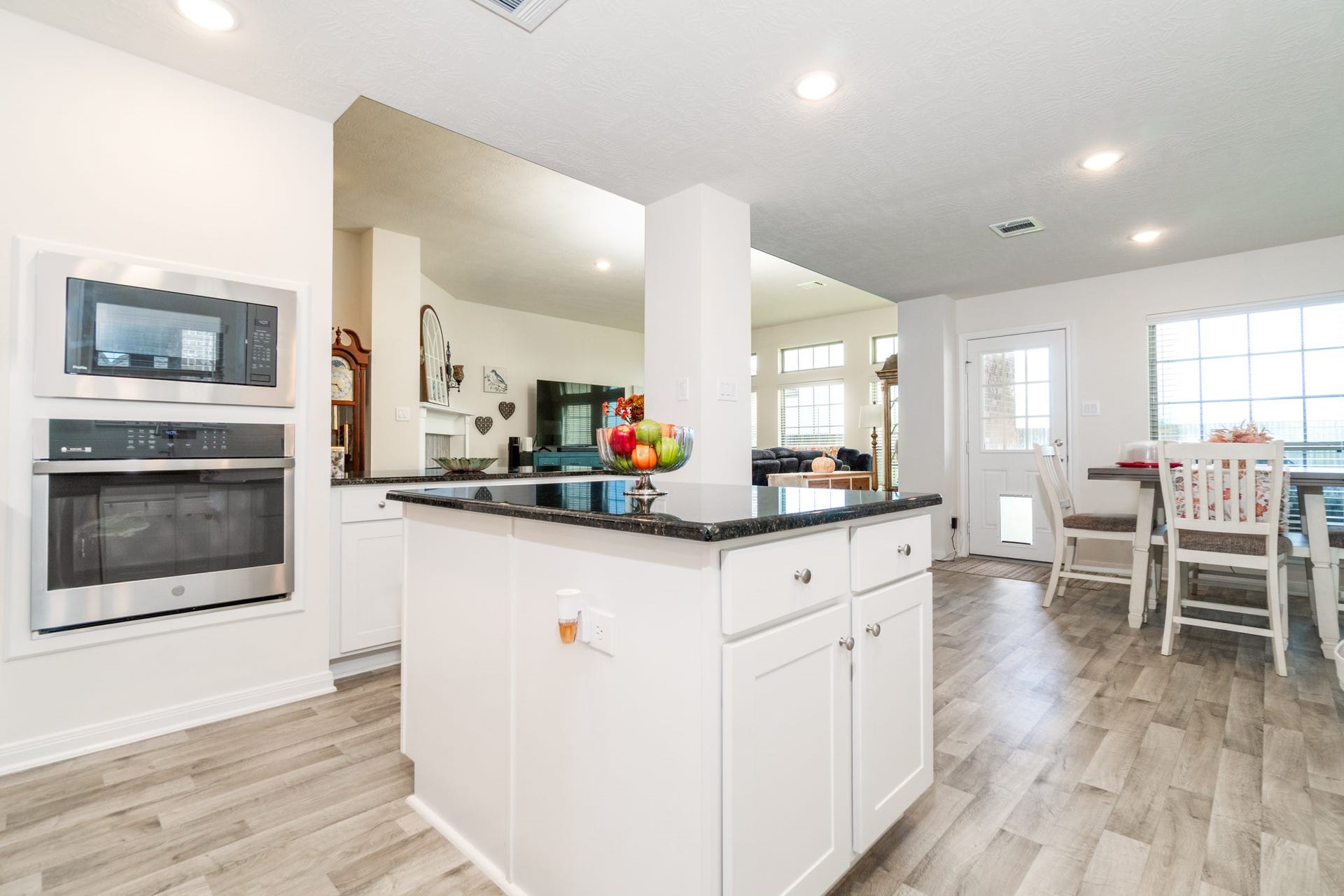 3314 Baja Way, League City, TX 77539 3314 Baja Way, League City, TX 77539
